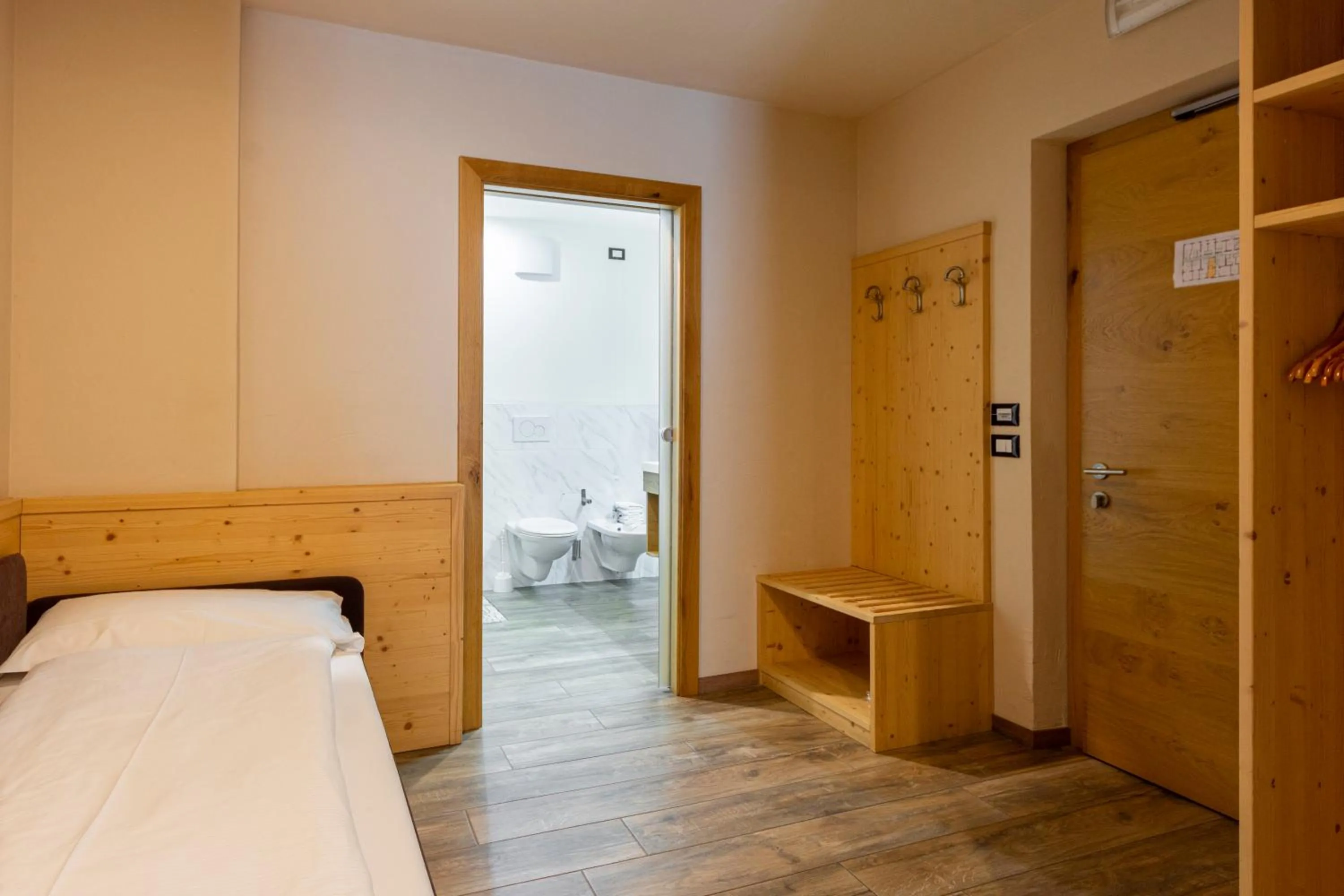 Bed in Park Hotel Avisio