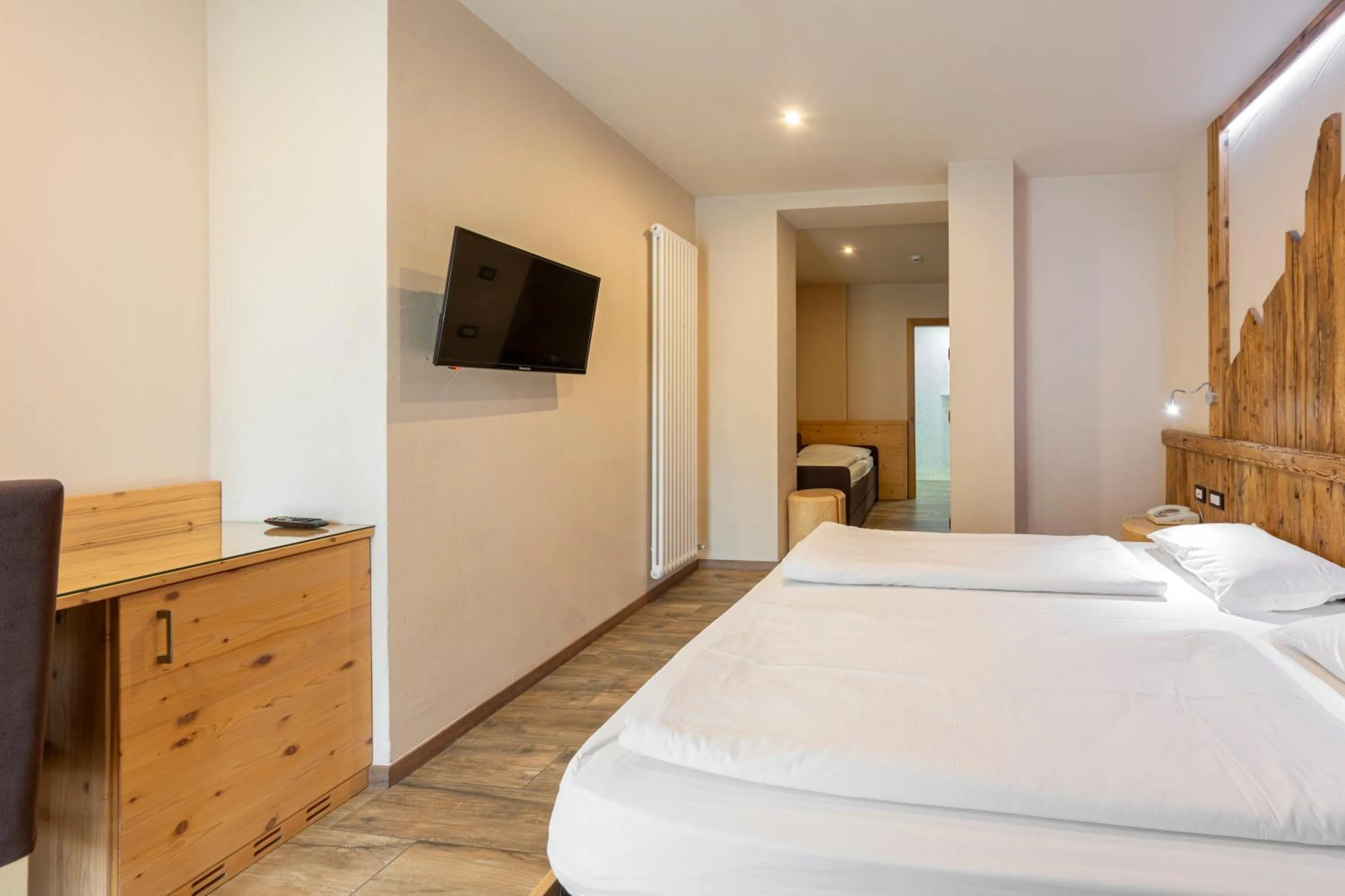 Bed in Park Hotel Avisio