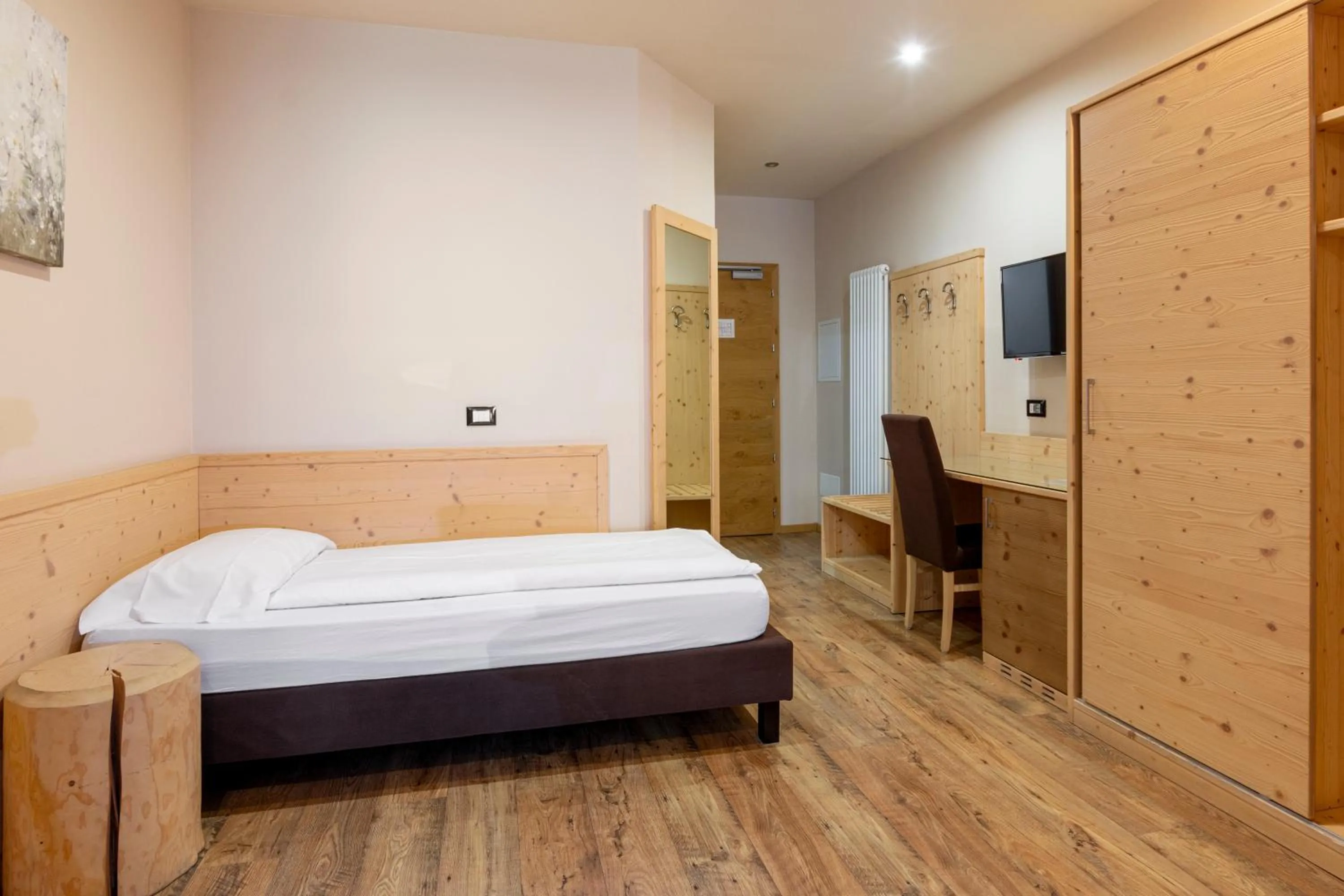 Bed in Park Hotel Avisio