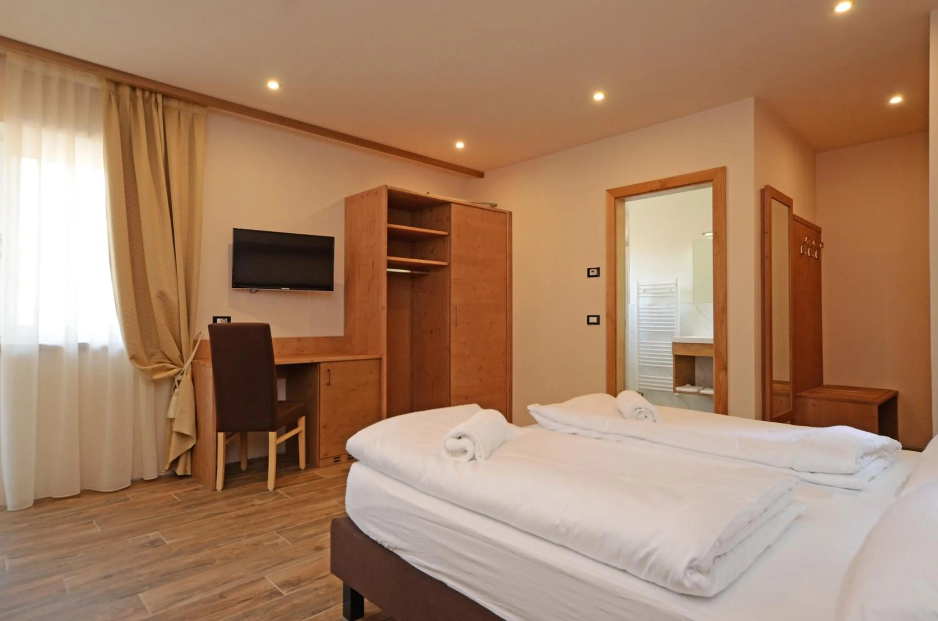 Photo of the whole room, Bed in Park Hotel Avisio