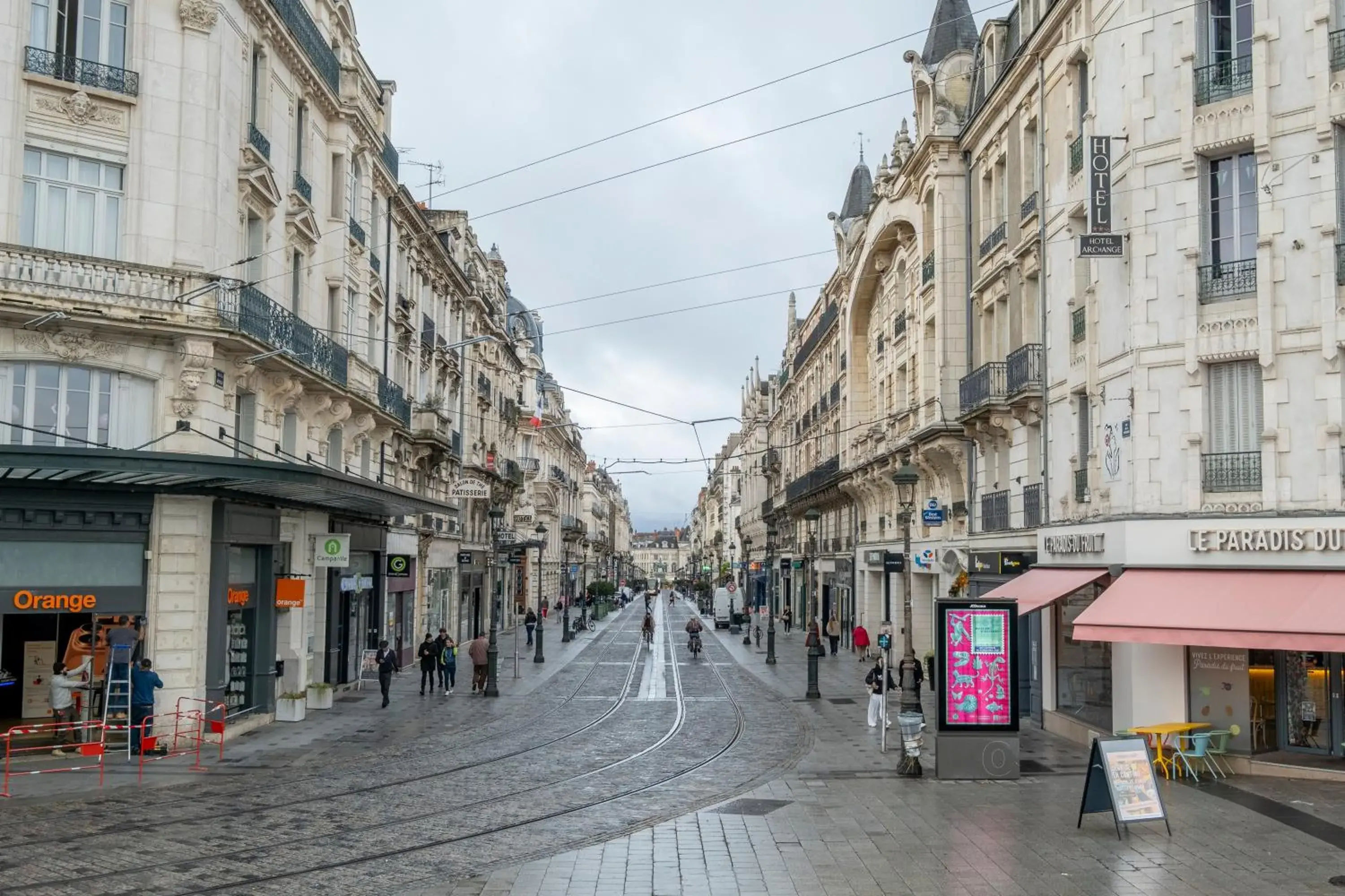 Street view in Best Western Hôtel d'Arc Street view in Best Western Hôtel d'Arc