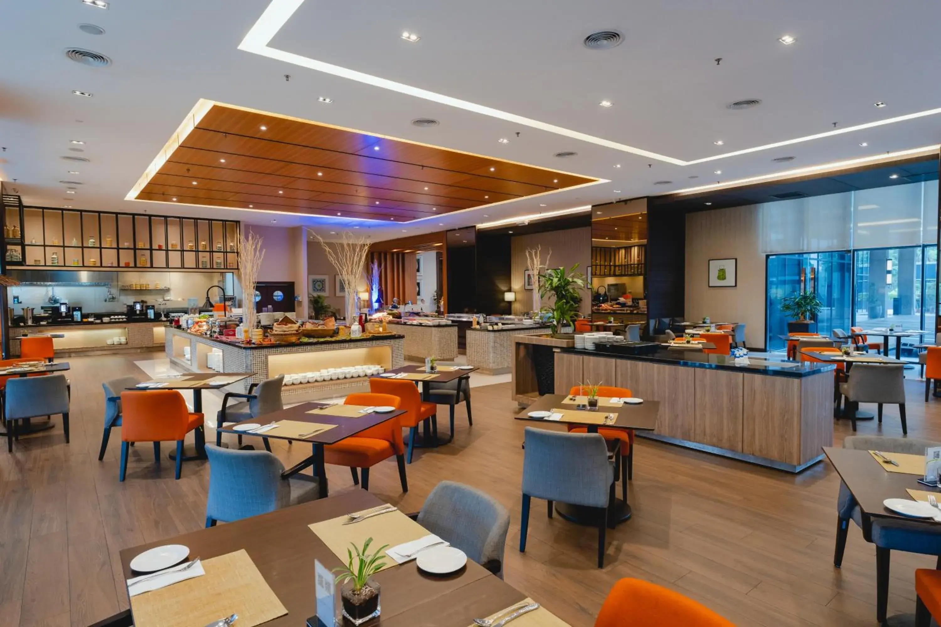 Restaurant/places to eat in Impiana Hotel Senai Restaurant/places to eat in Impiana Hotel Senai