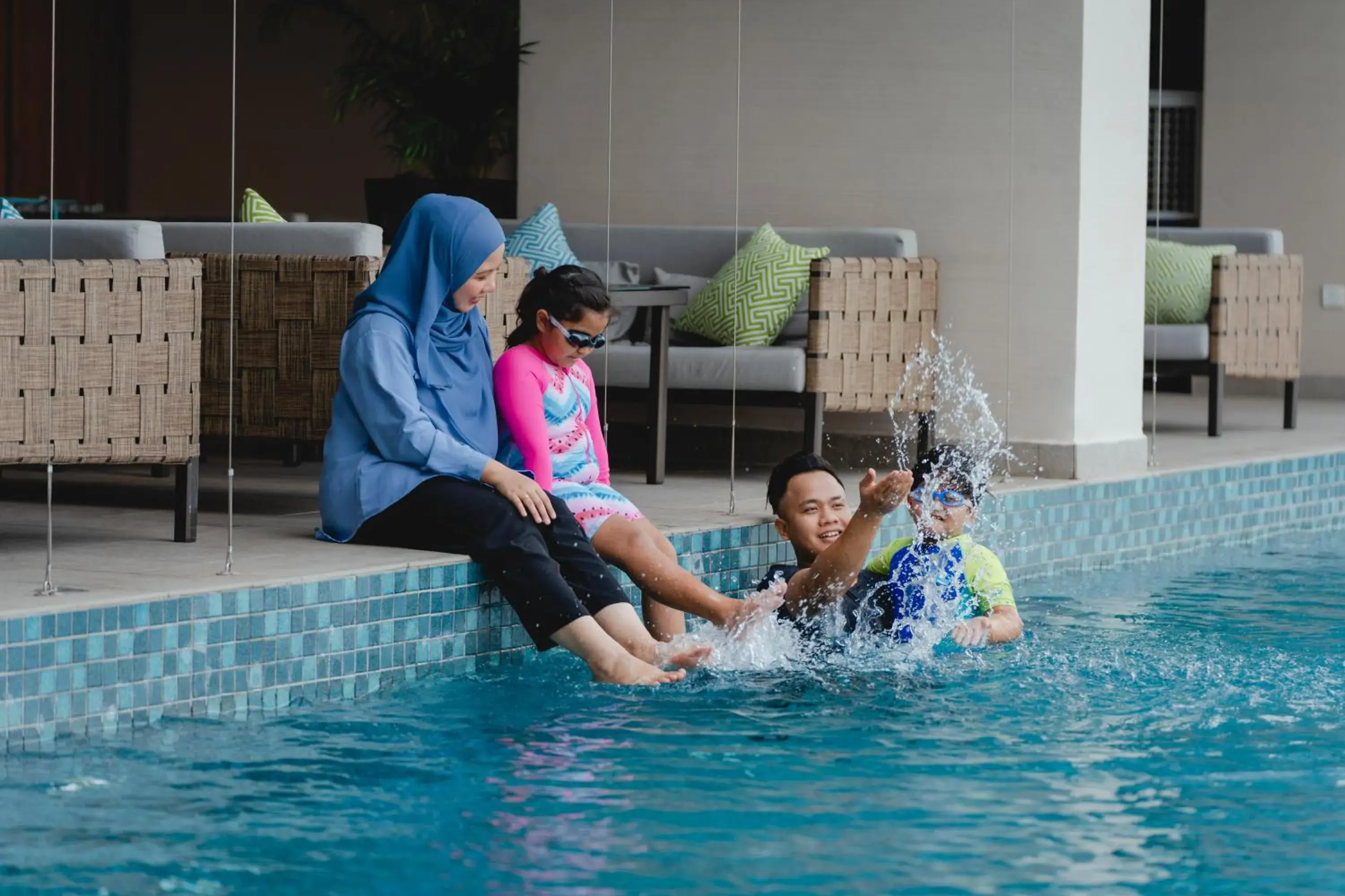 Swimming pool in Impiana Hotel Senai Swimming pool in Impiana Hotel Senai