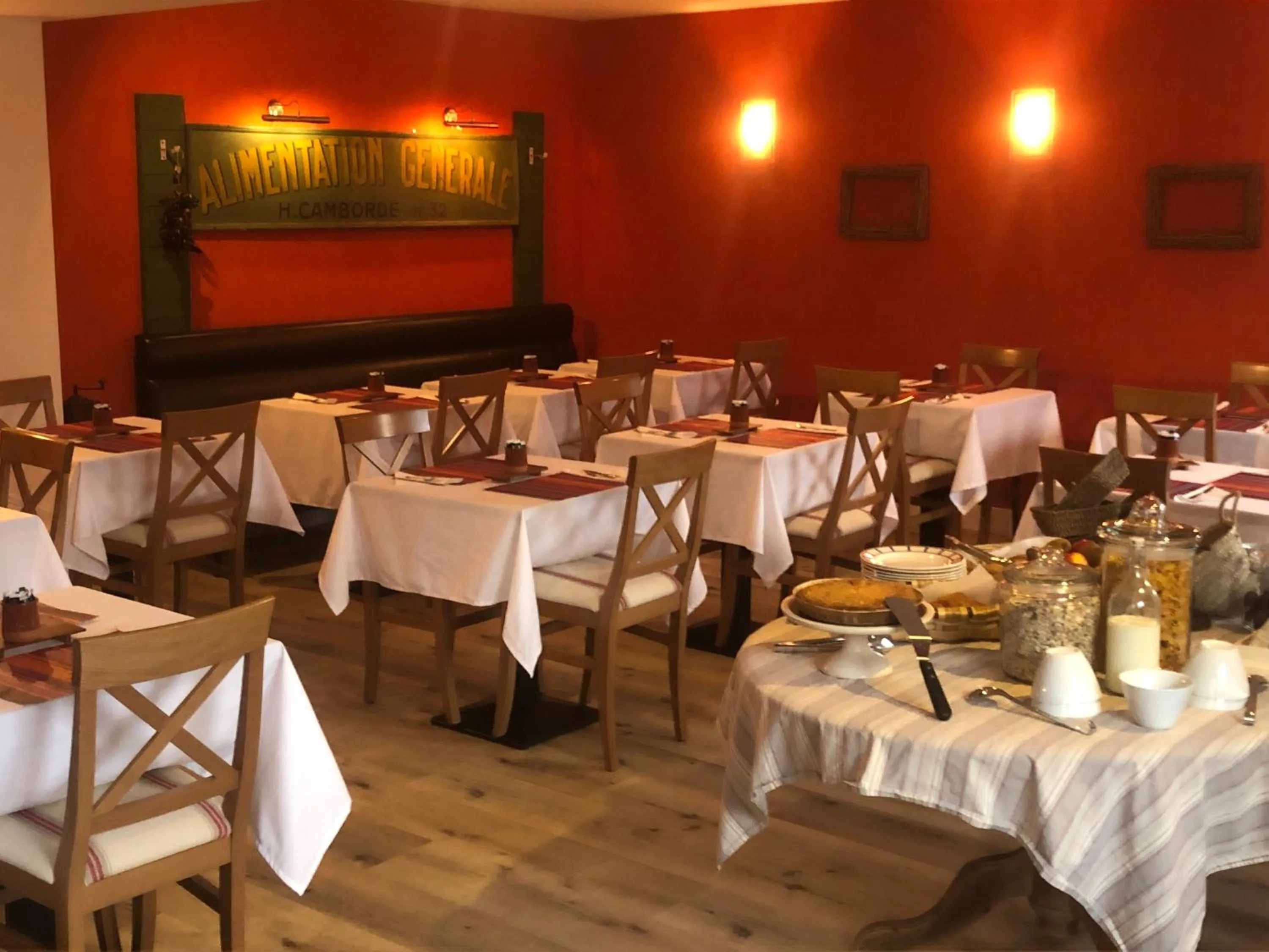 Breakfast in Hôtel Ursula