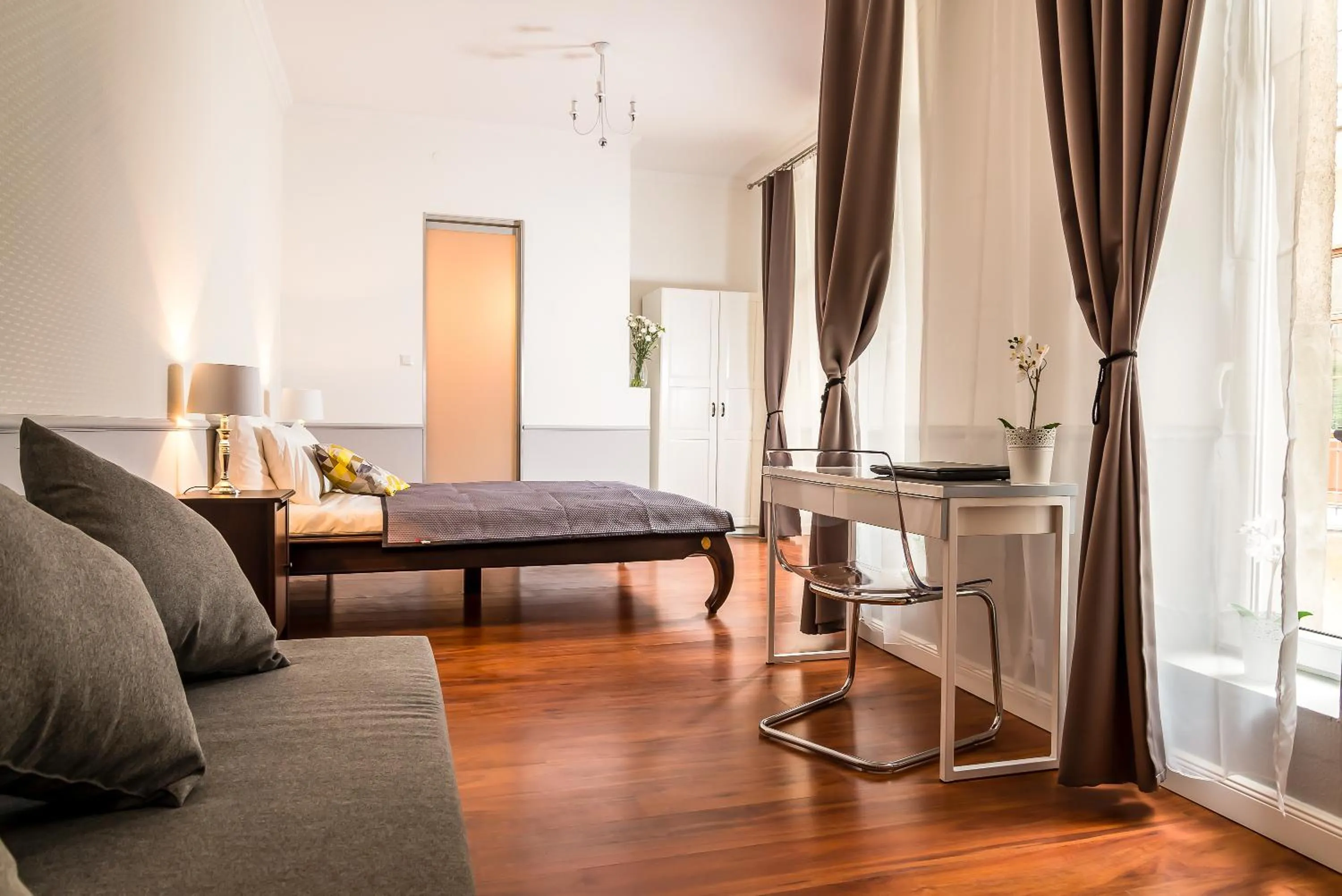 Bed in Angel House Aparthotel