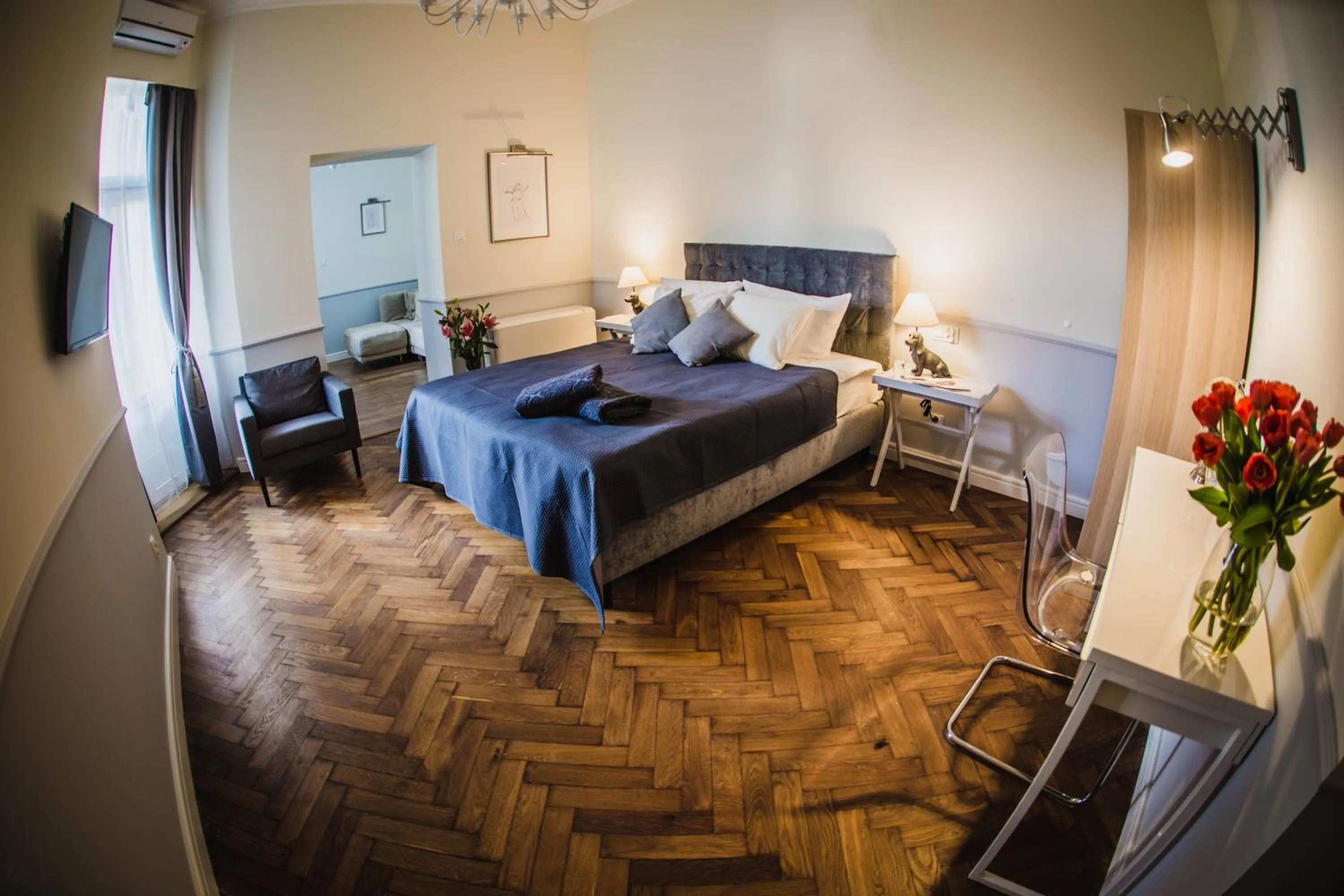 Photo of the whole room in Angel House Aparthotel