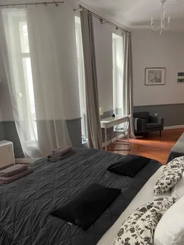 Bed in Angel House Aparthotel