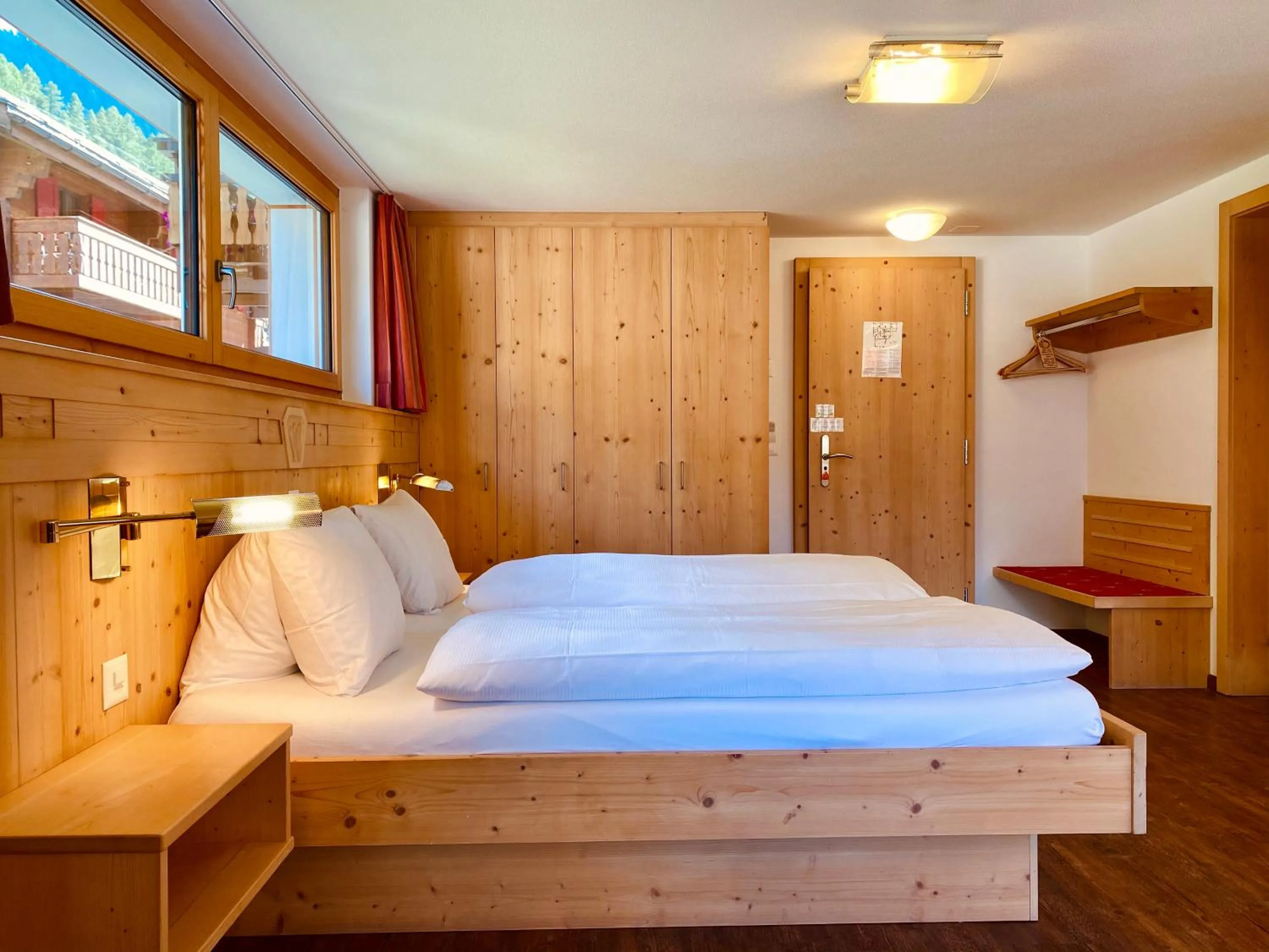 Bedroom, Bed in Hotel Capricorn