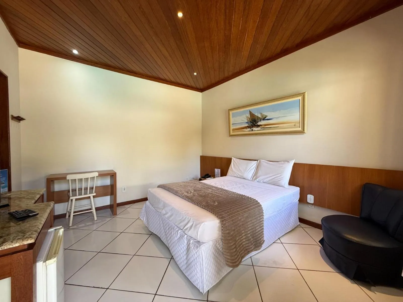 Bed in Hotel Mar de Cabo Frio