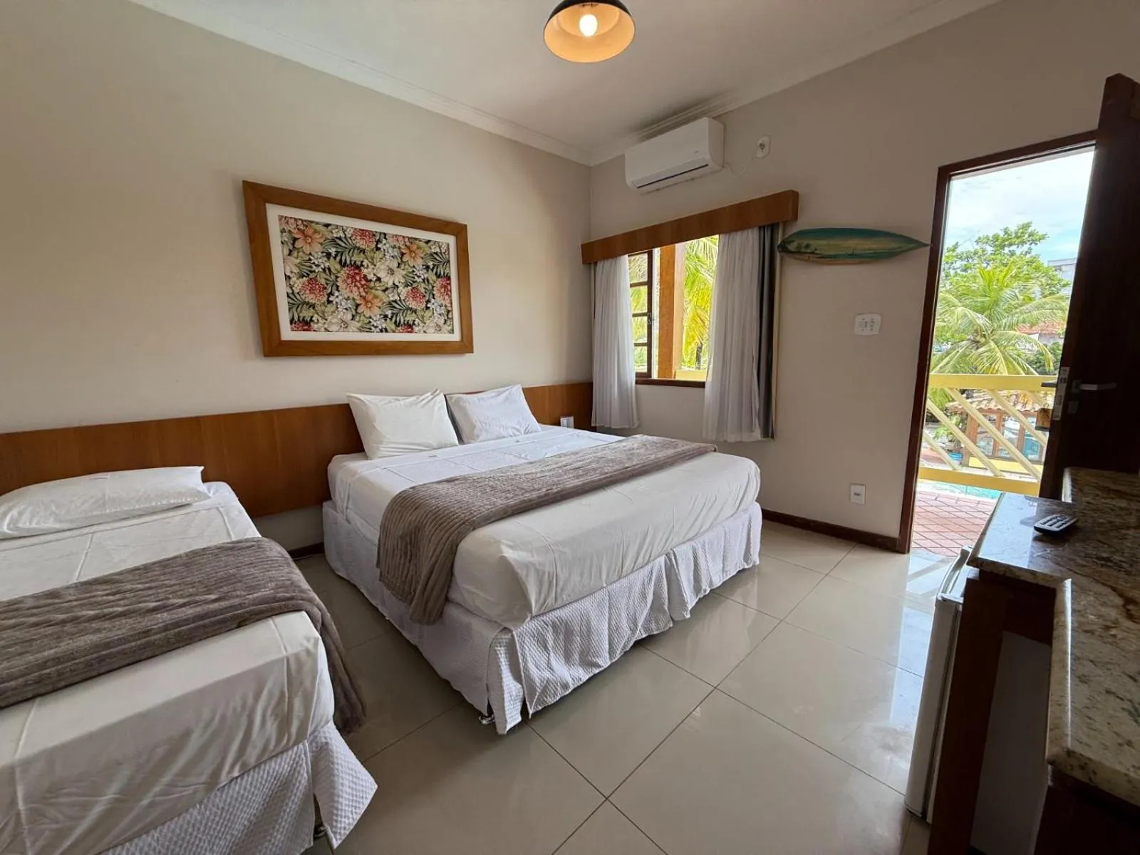 Bed in Hotel Mar de Cabo Frio