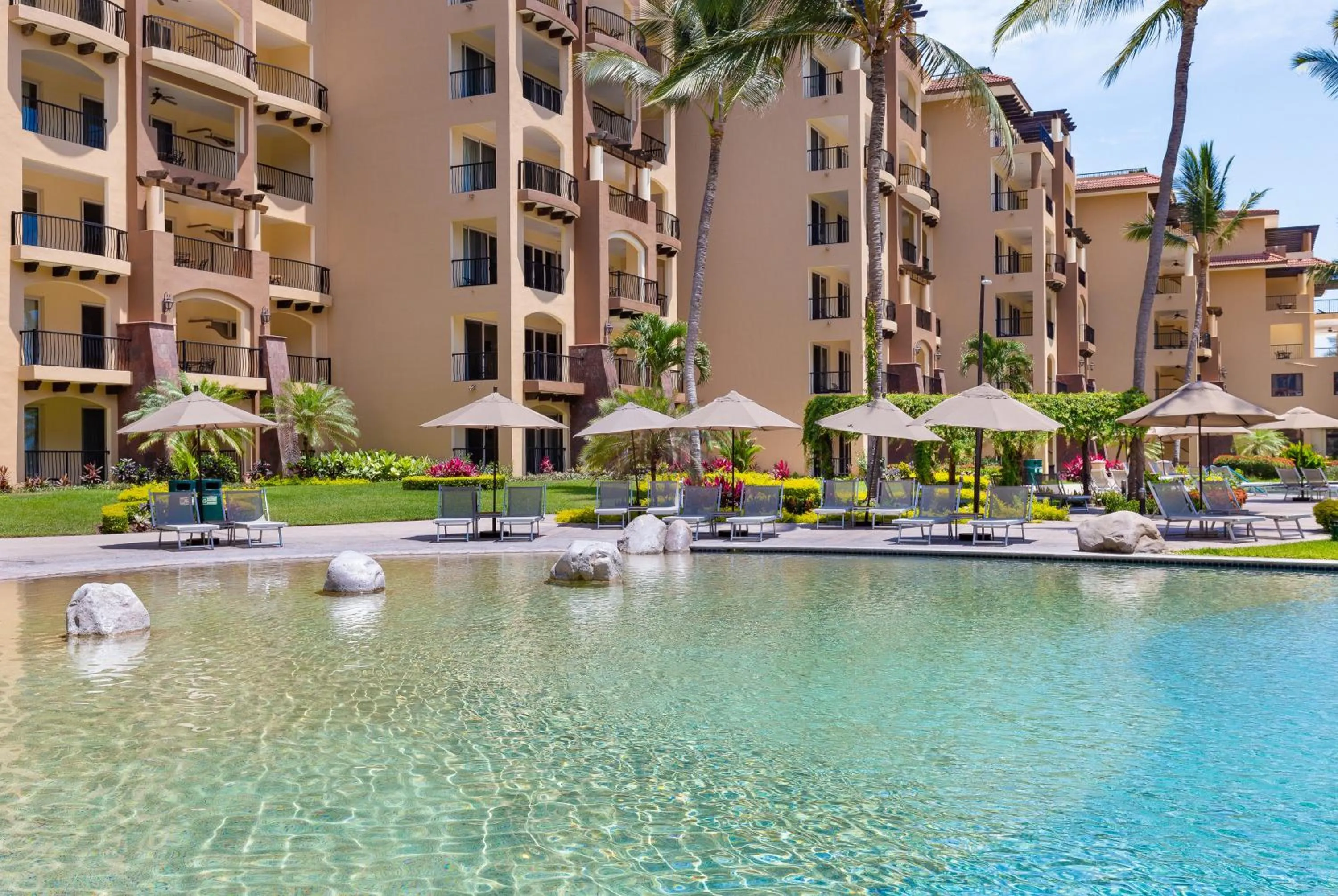 Swimming pool in Villa Del Palmar Flamingos Beach Resort & Spa