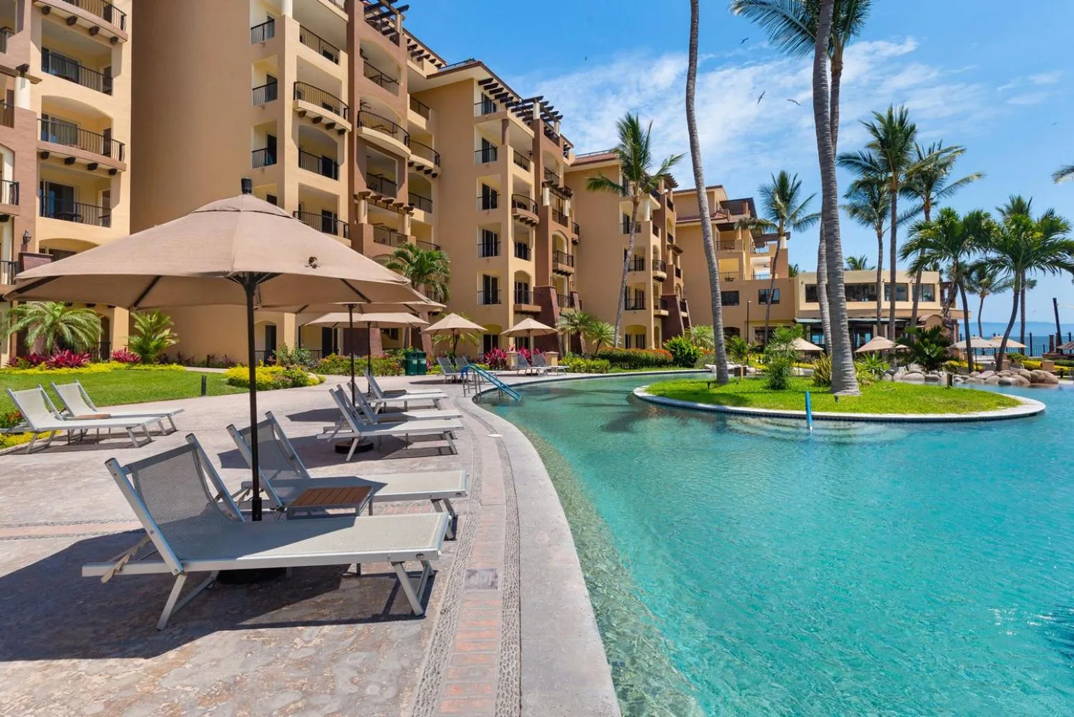 Swimming pool in Villa Del Palmar Flamingos Beach Resort & Spa