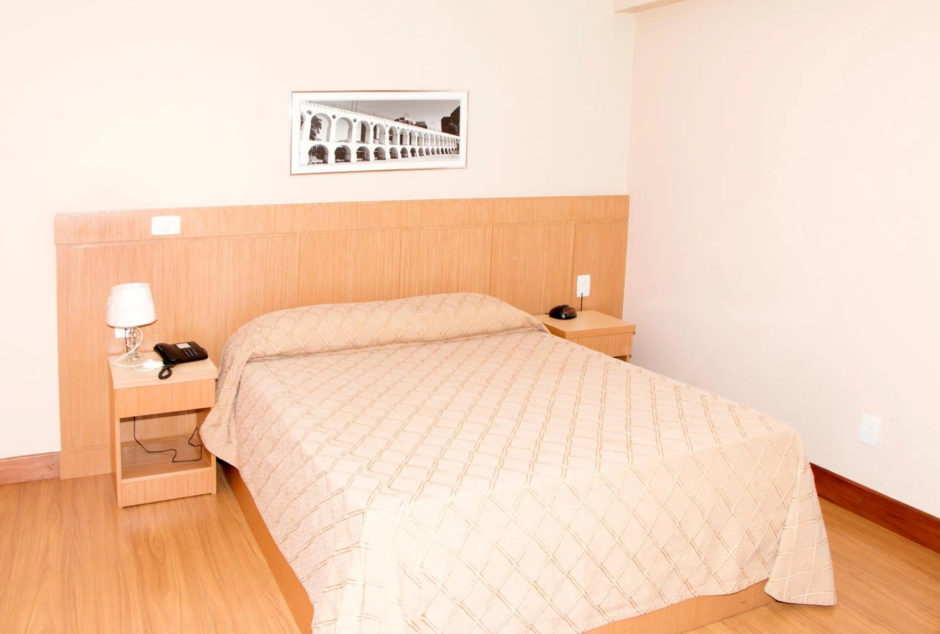 Bed in Hotel Pouso Real