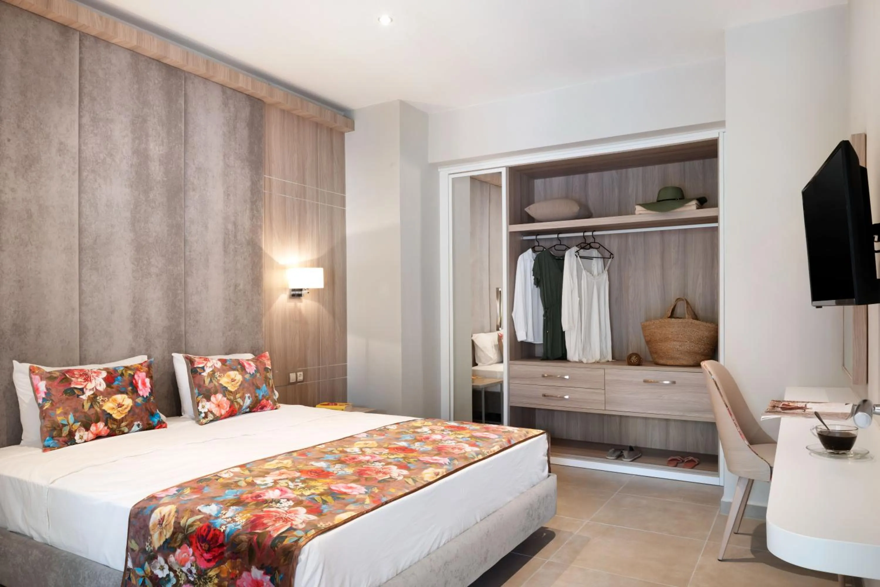 Bed in Alexandra Beach Spa Resort