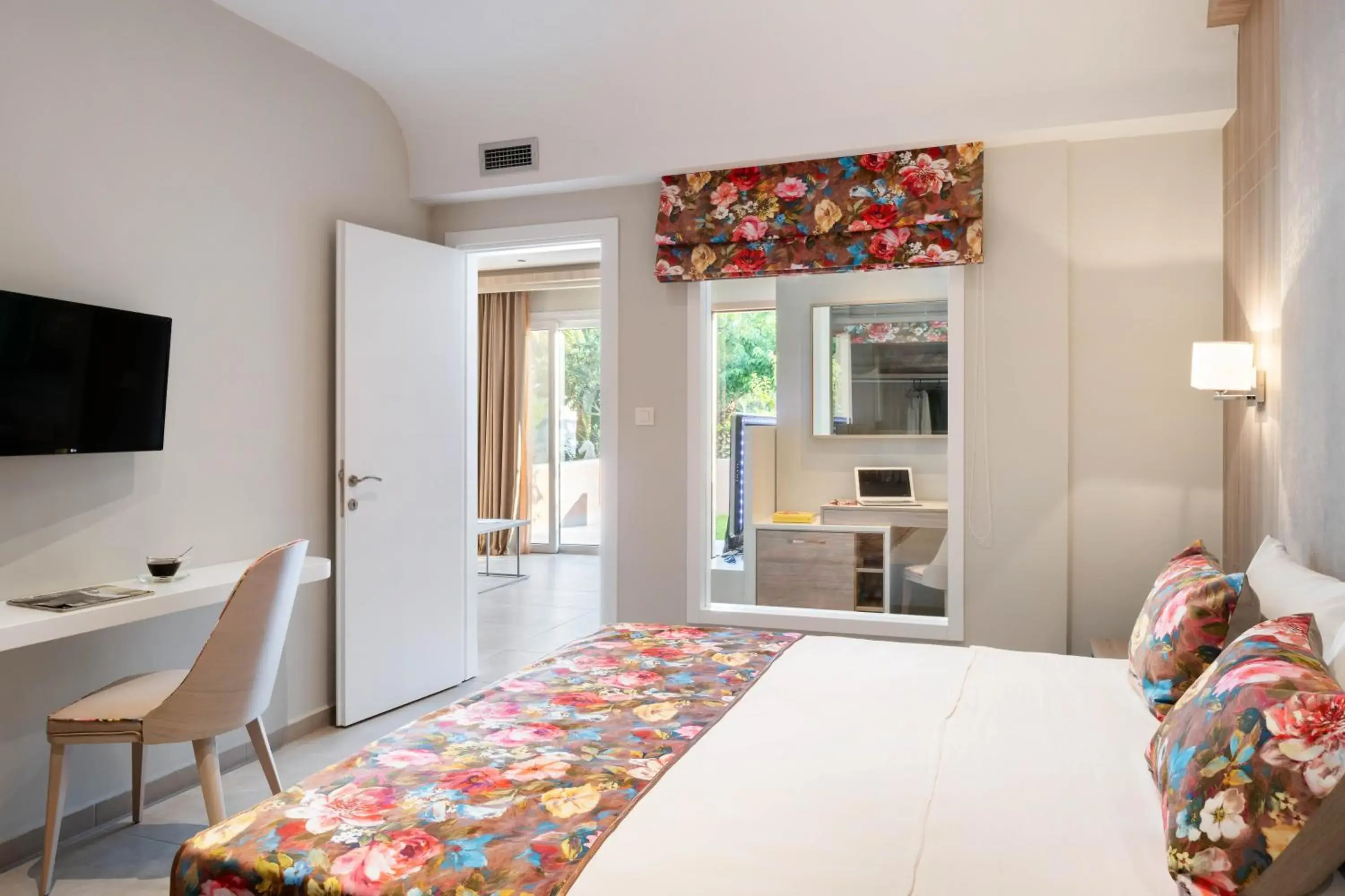 Bed in Alexandra Beach Spa Resort Bed in Alexandra Beach Spa Resort