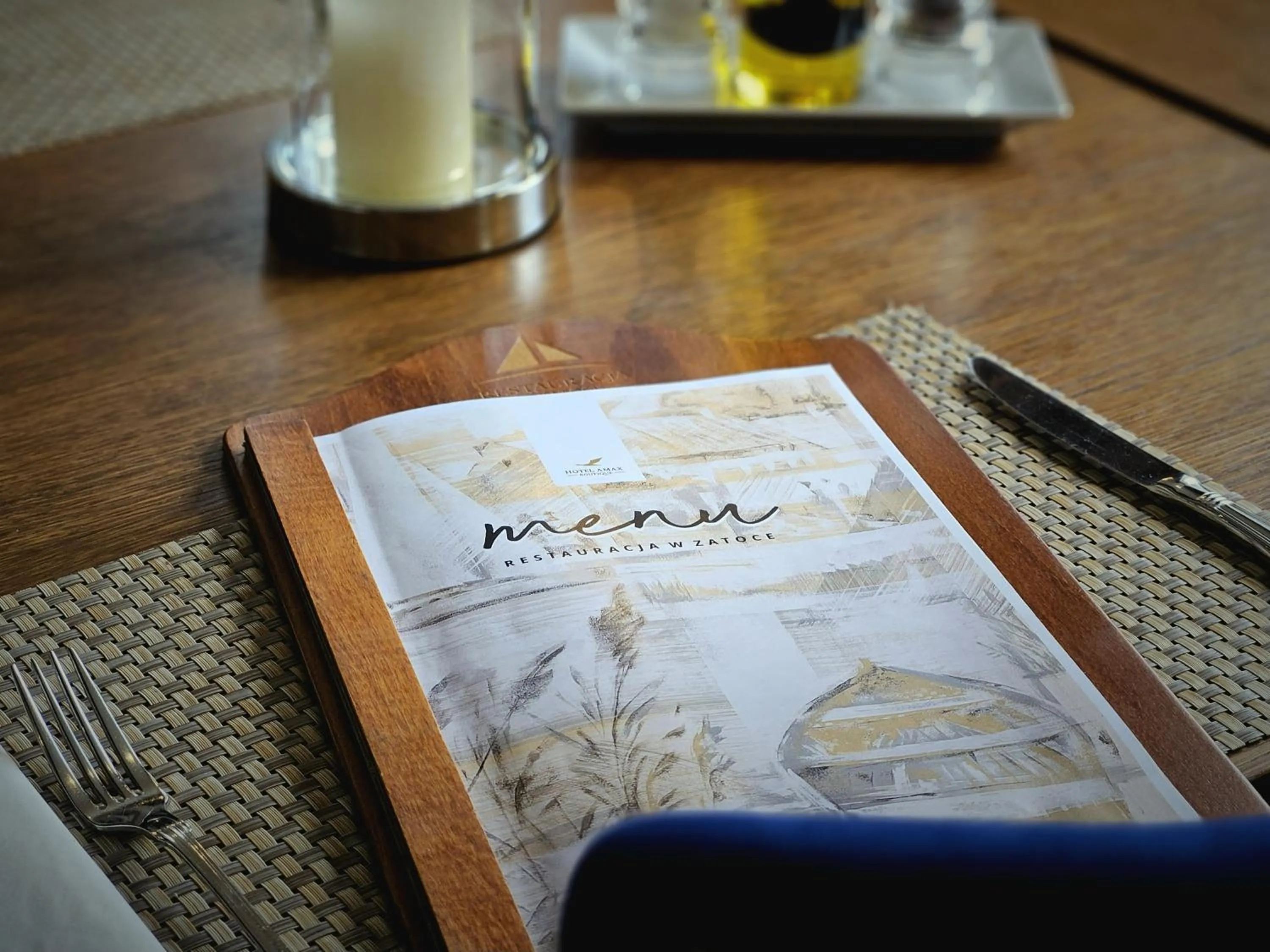 Restaurant/places to eat in Amax Boutique Hotel