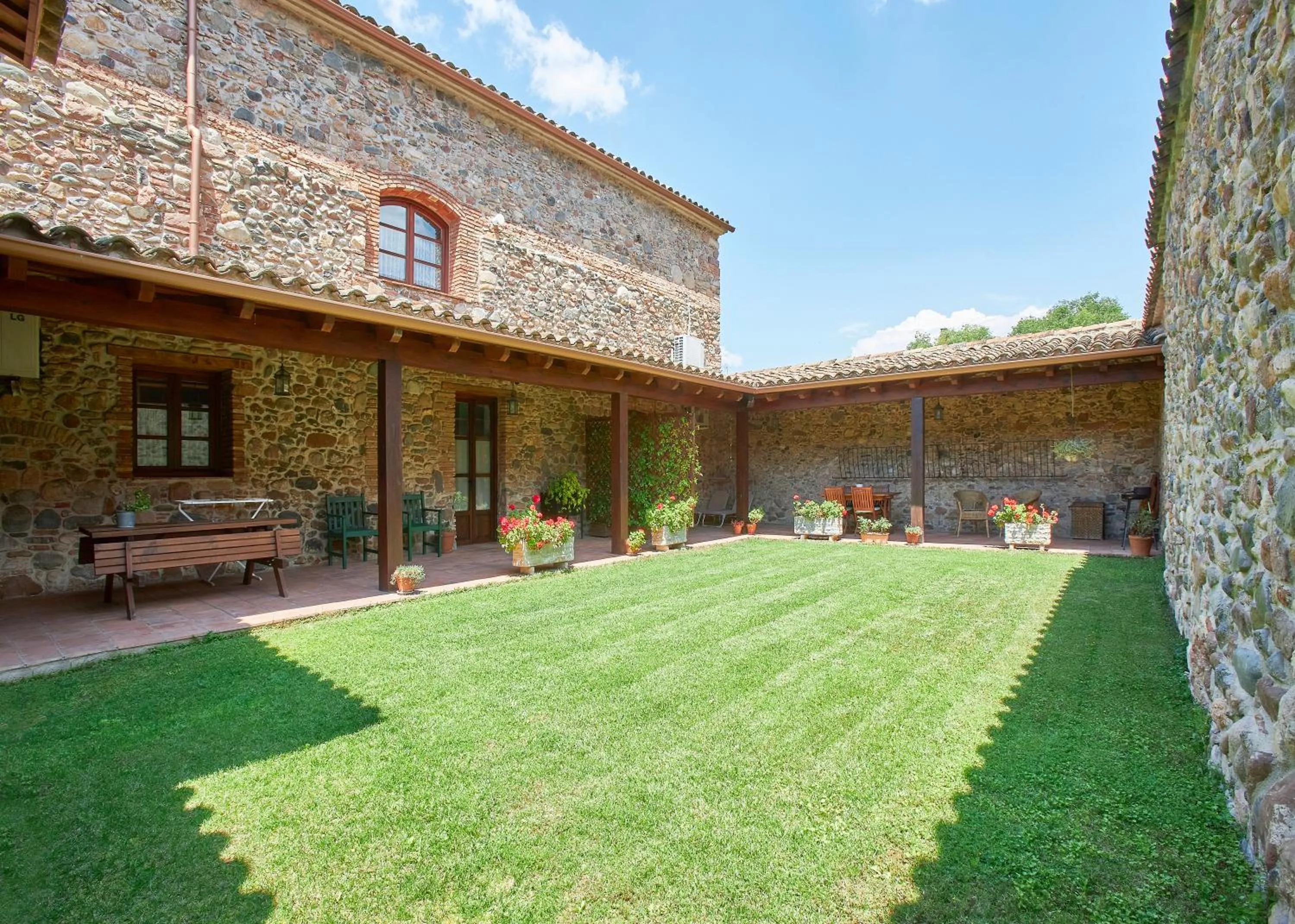 Patio in Rincón de piedra BCN