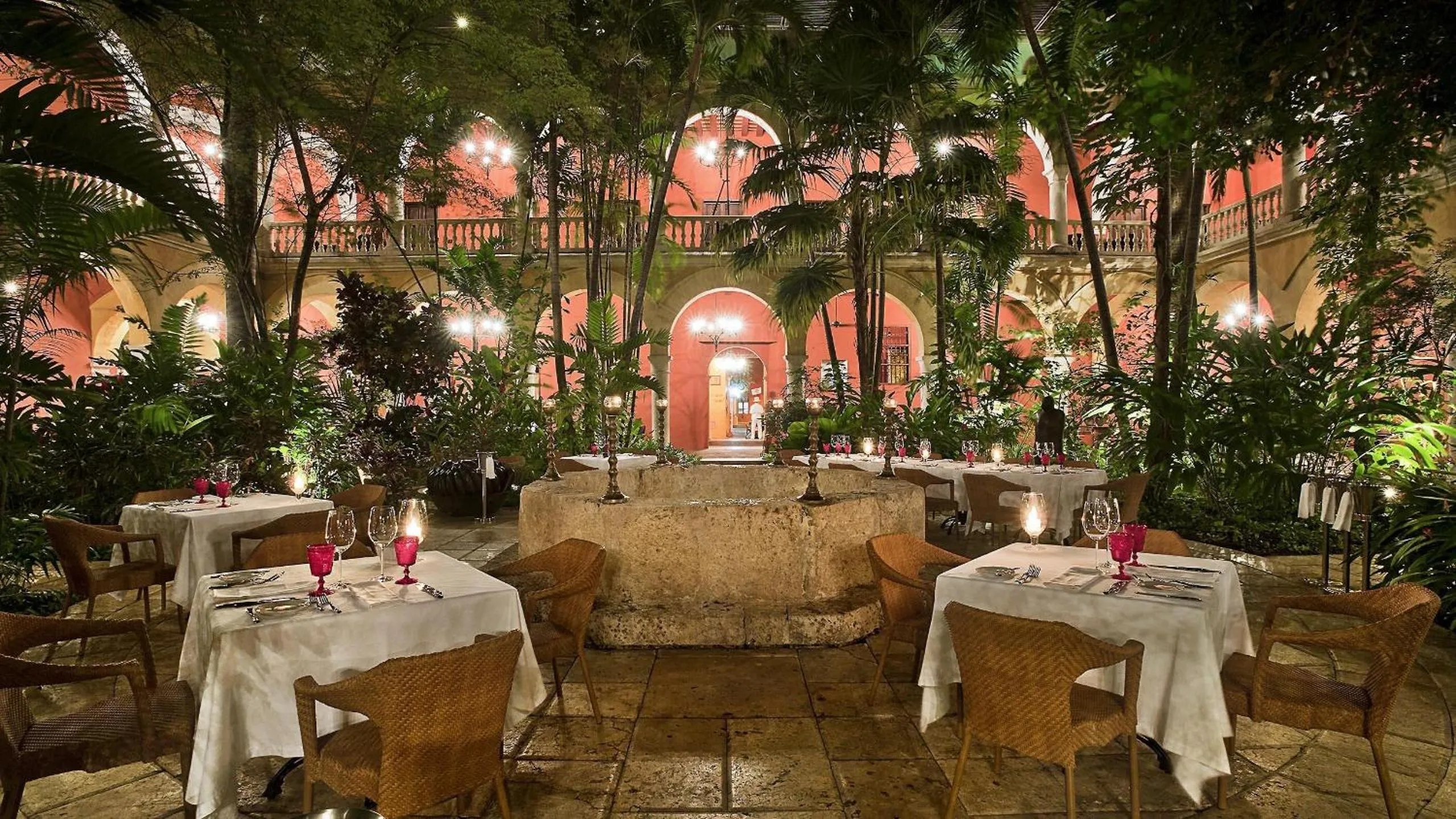 Restaurant/places to eat in Sofitel Legend Santa Clara Cartagena