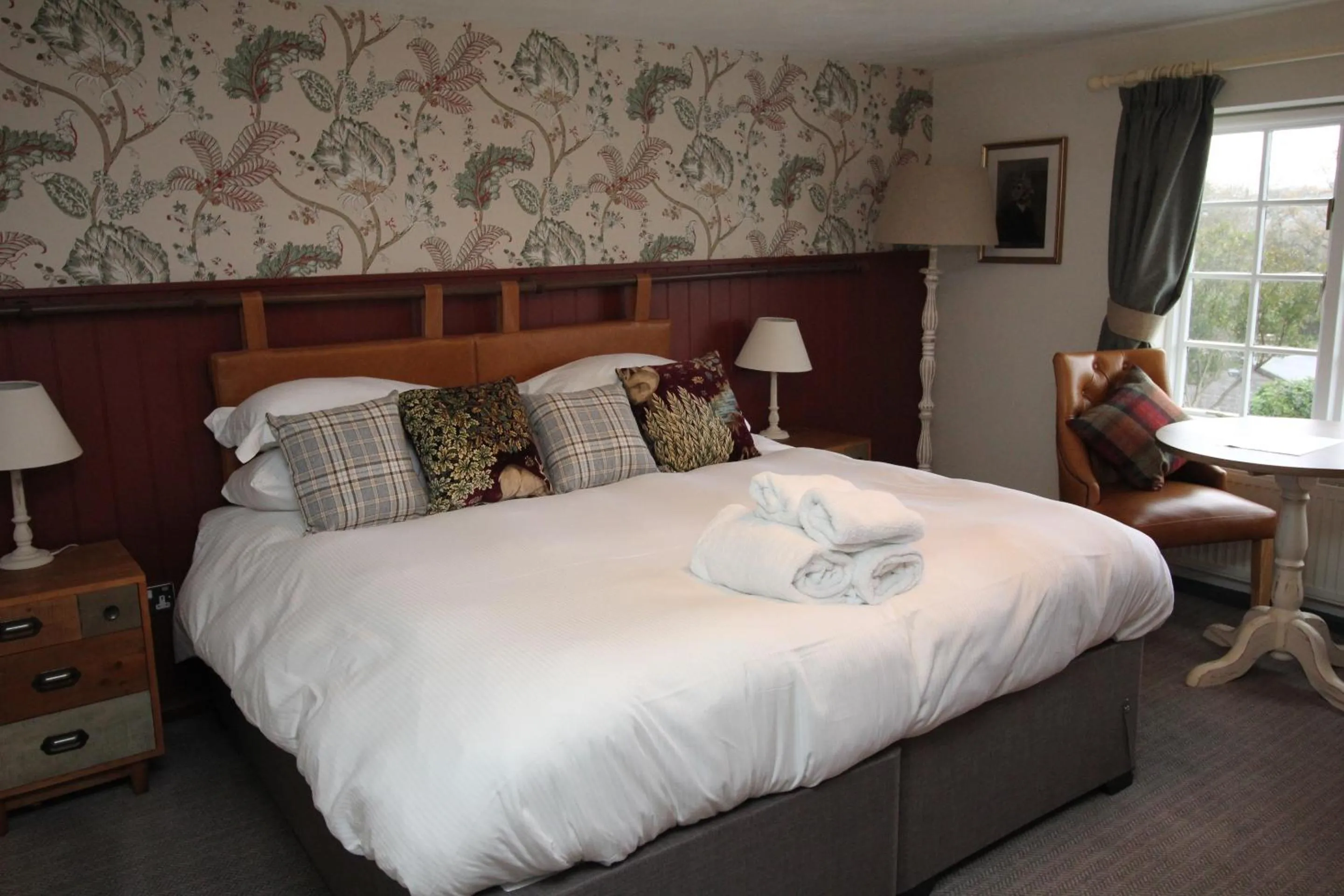 Bedroom, Bed in The Countryman Inn