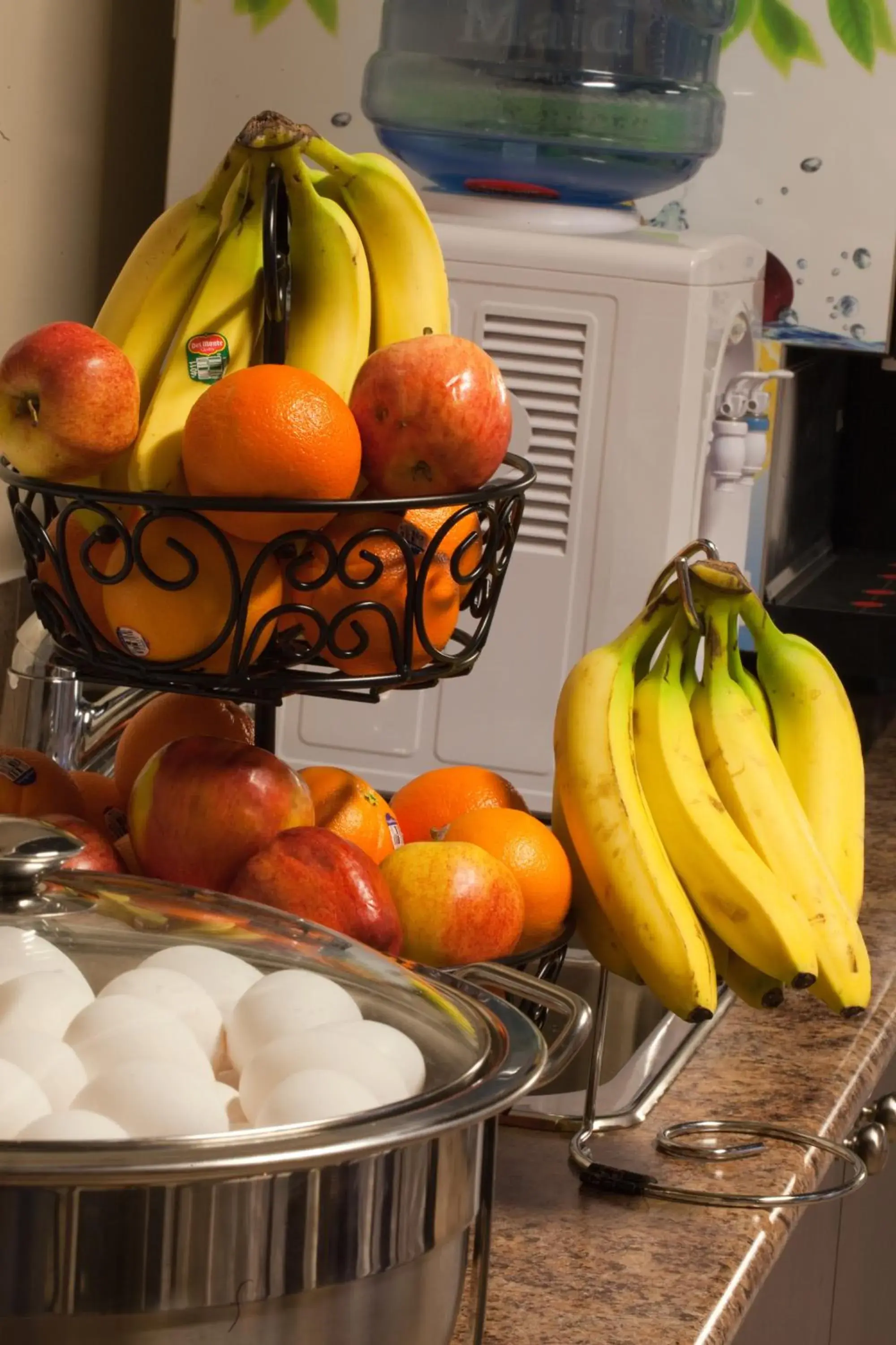 Food and drinks in Days Inn by Wyndham Surrey Food and drinks in Days Inn by Wyndham Surrey