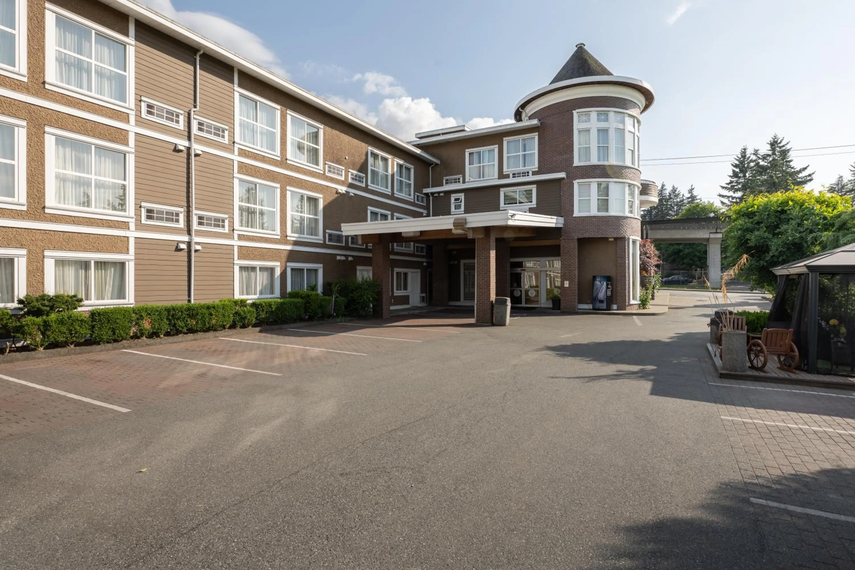 Property building in Days Inn by Wyndham Surrey