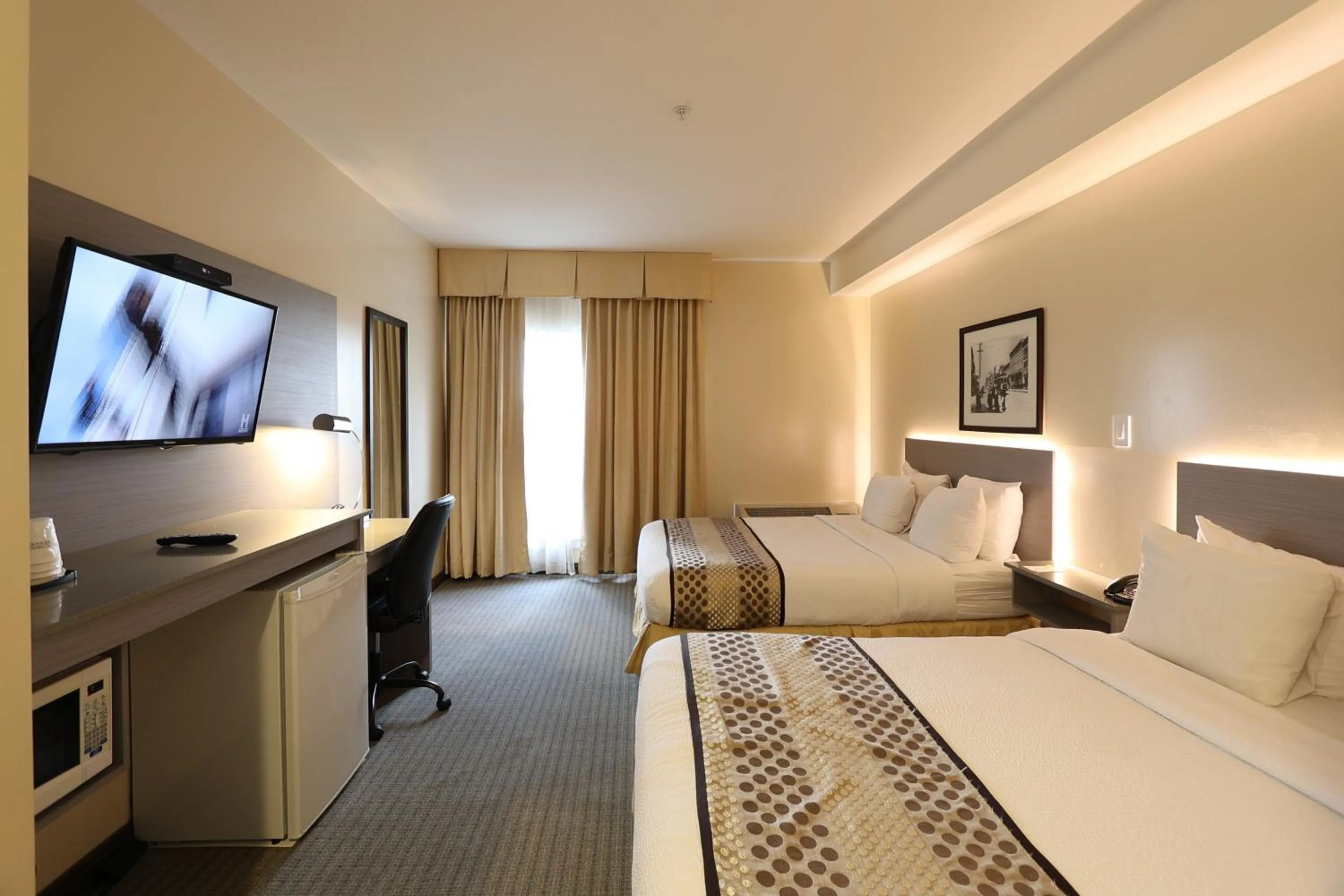 Bed in Days Inn by Wyndham Surrey