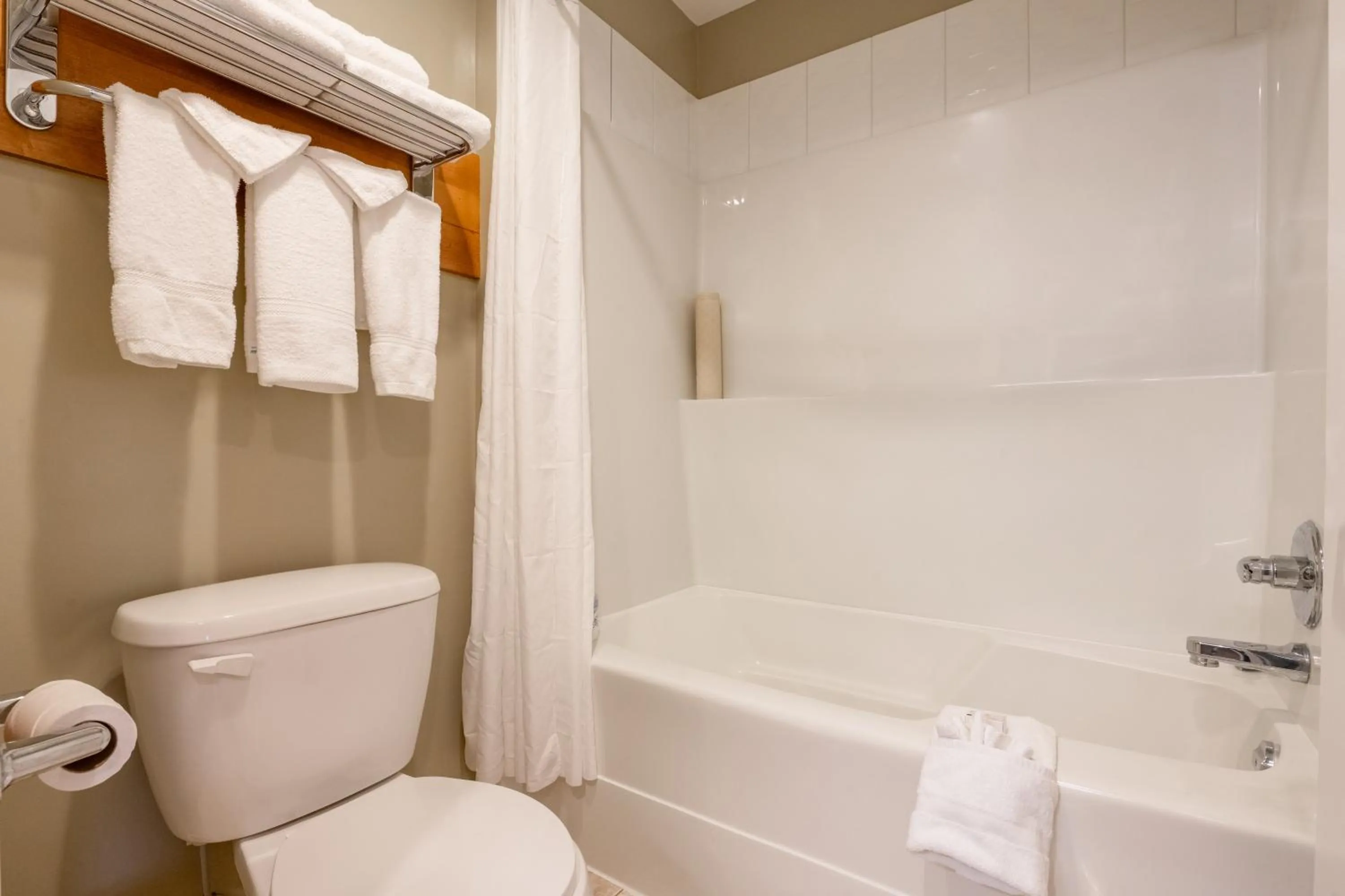 Bathroom in Days Inn by Wyndham Surrey