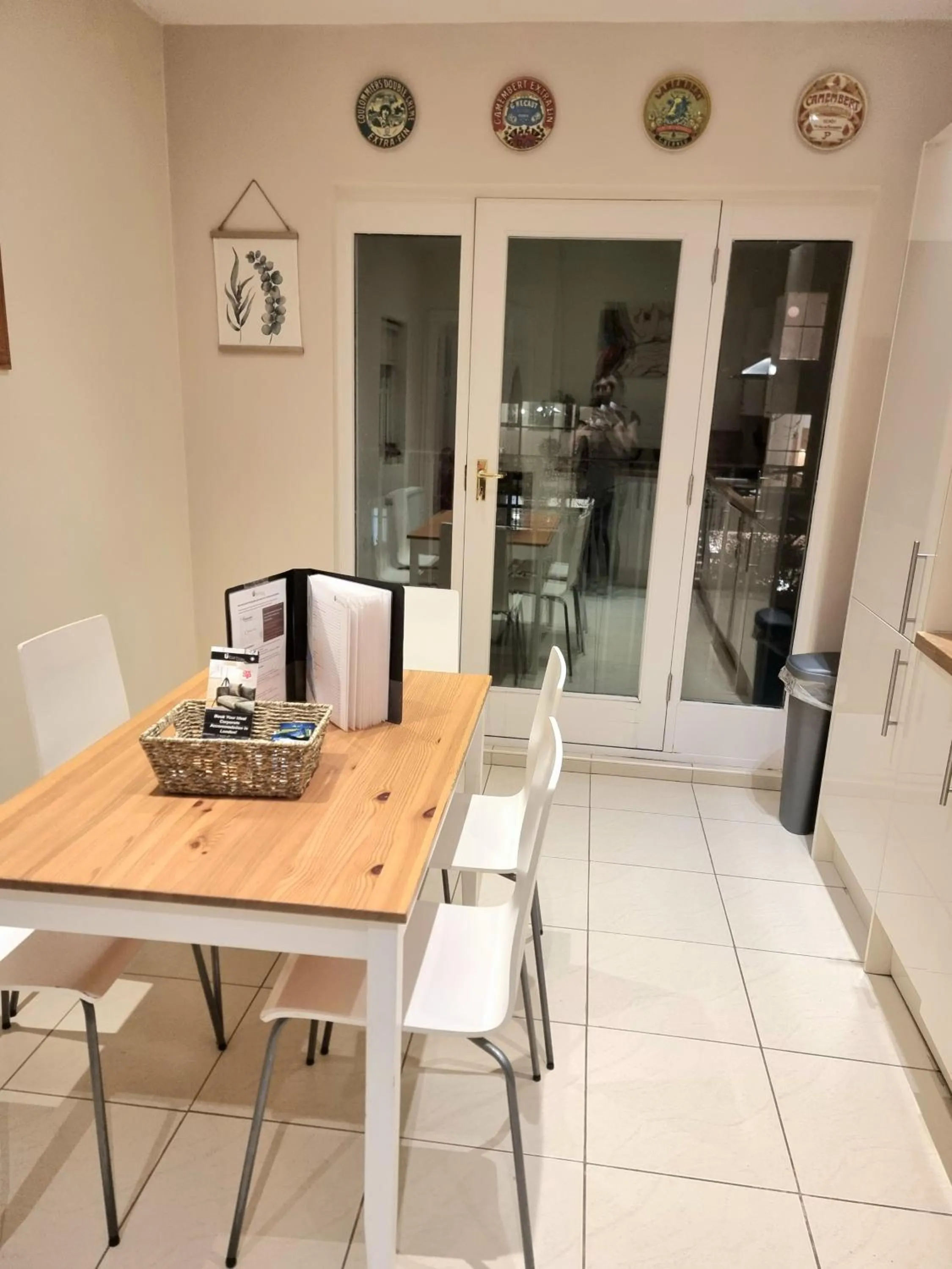 Oxford Gardens Apartments