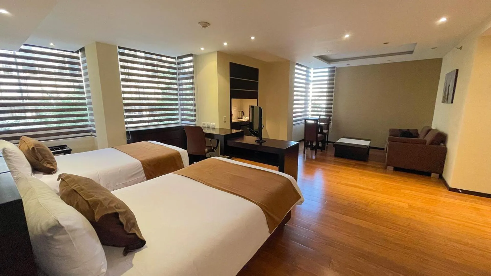 Bed in Mercure Alameda Quito