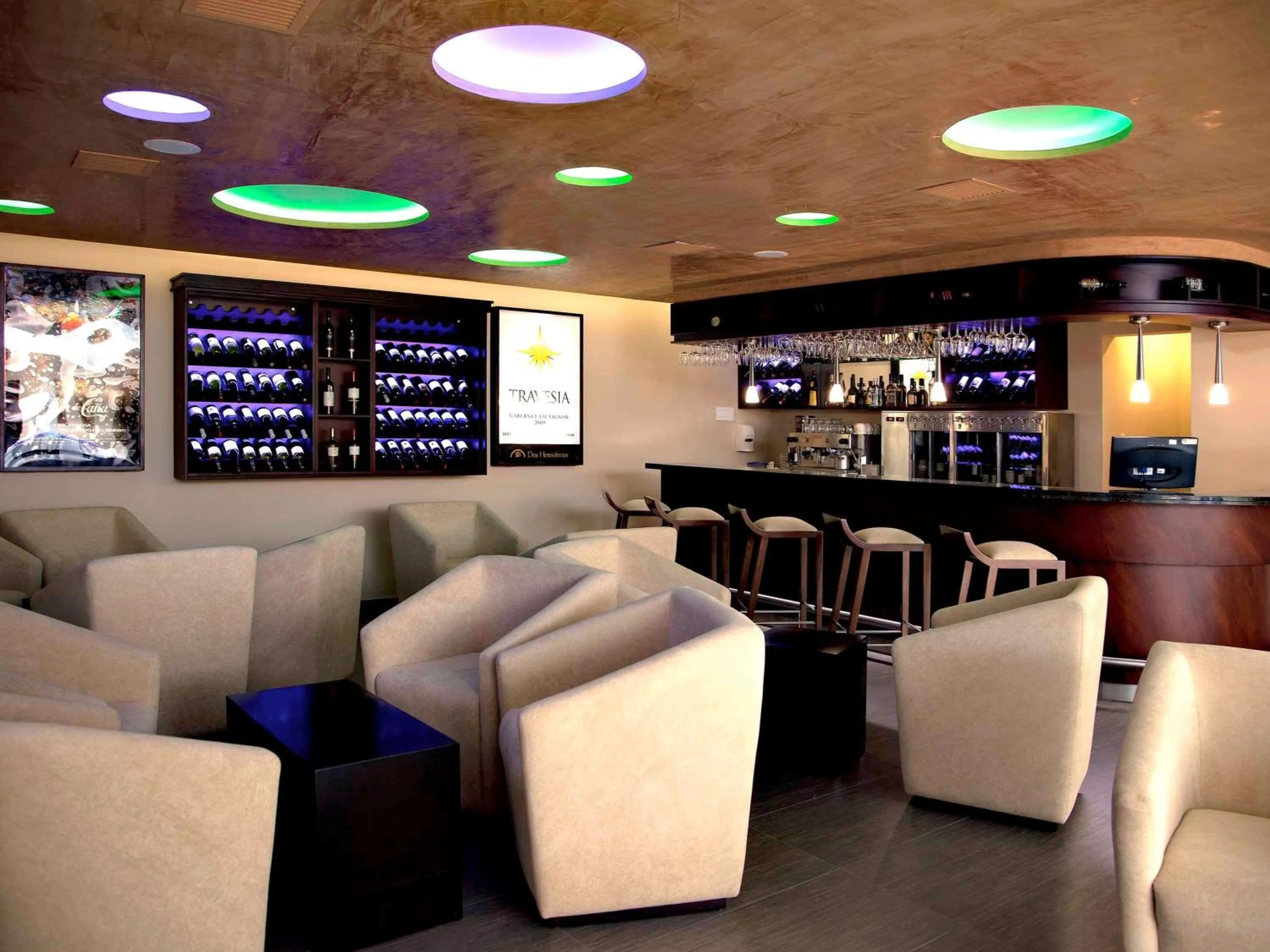 Lounge or bar in Mercure Alameda Quito