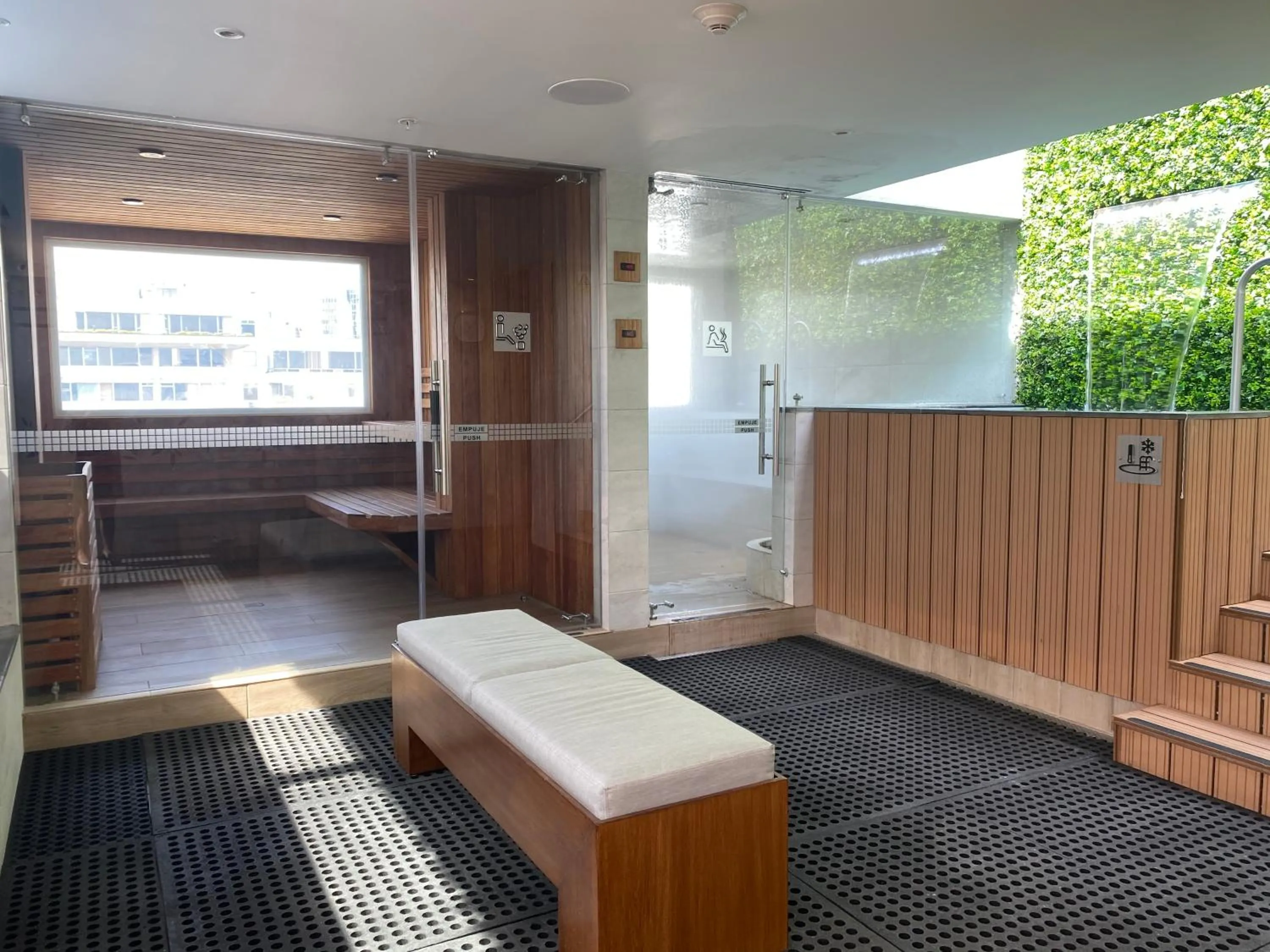 Sauna in Mercure Alameda Quito