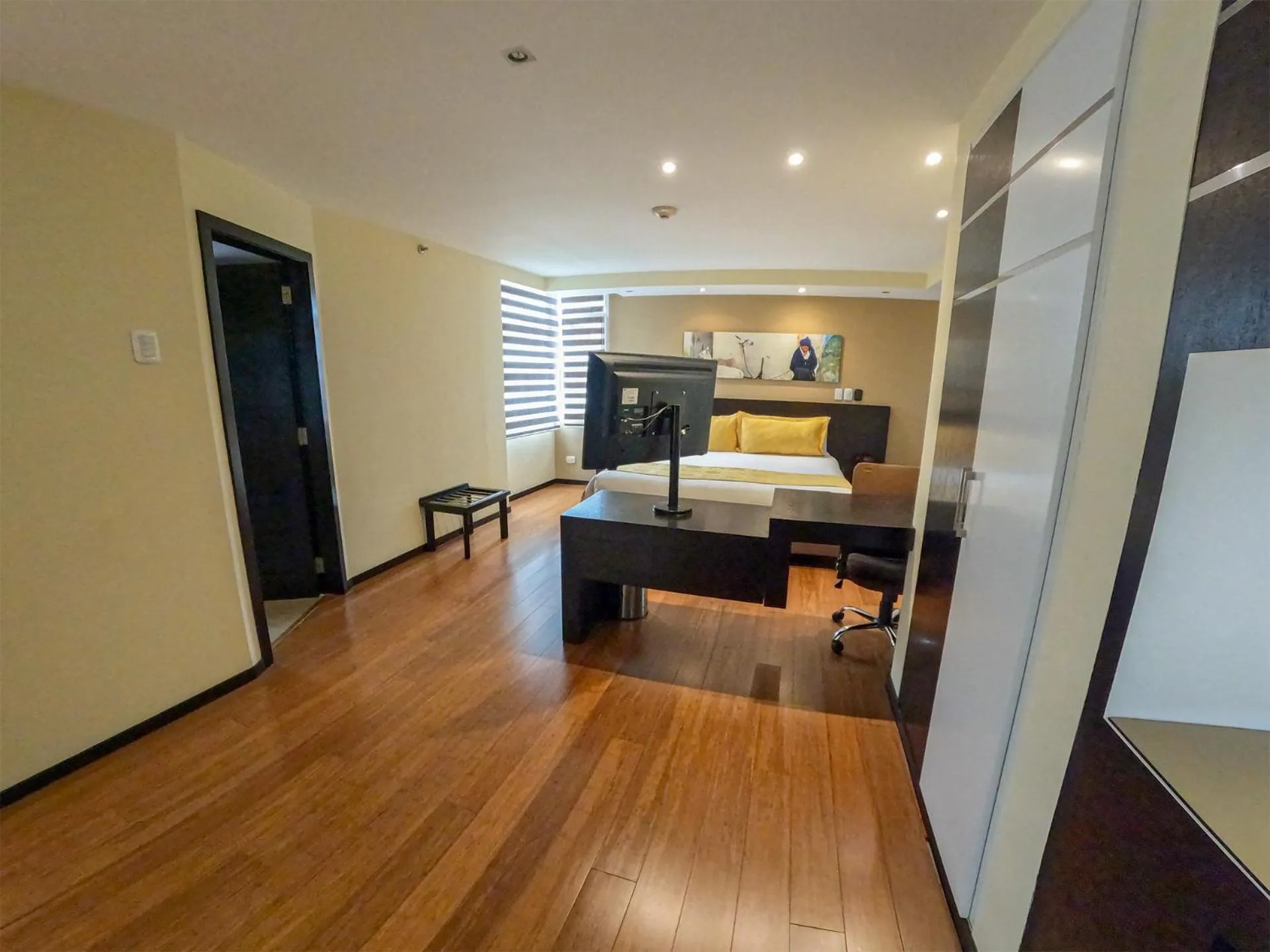 Bed in Mercure Alameda Quito