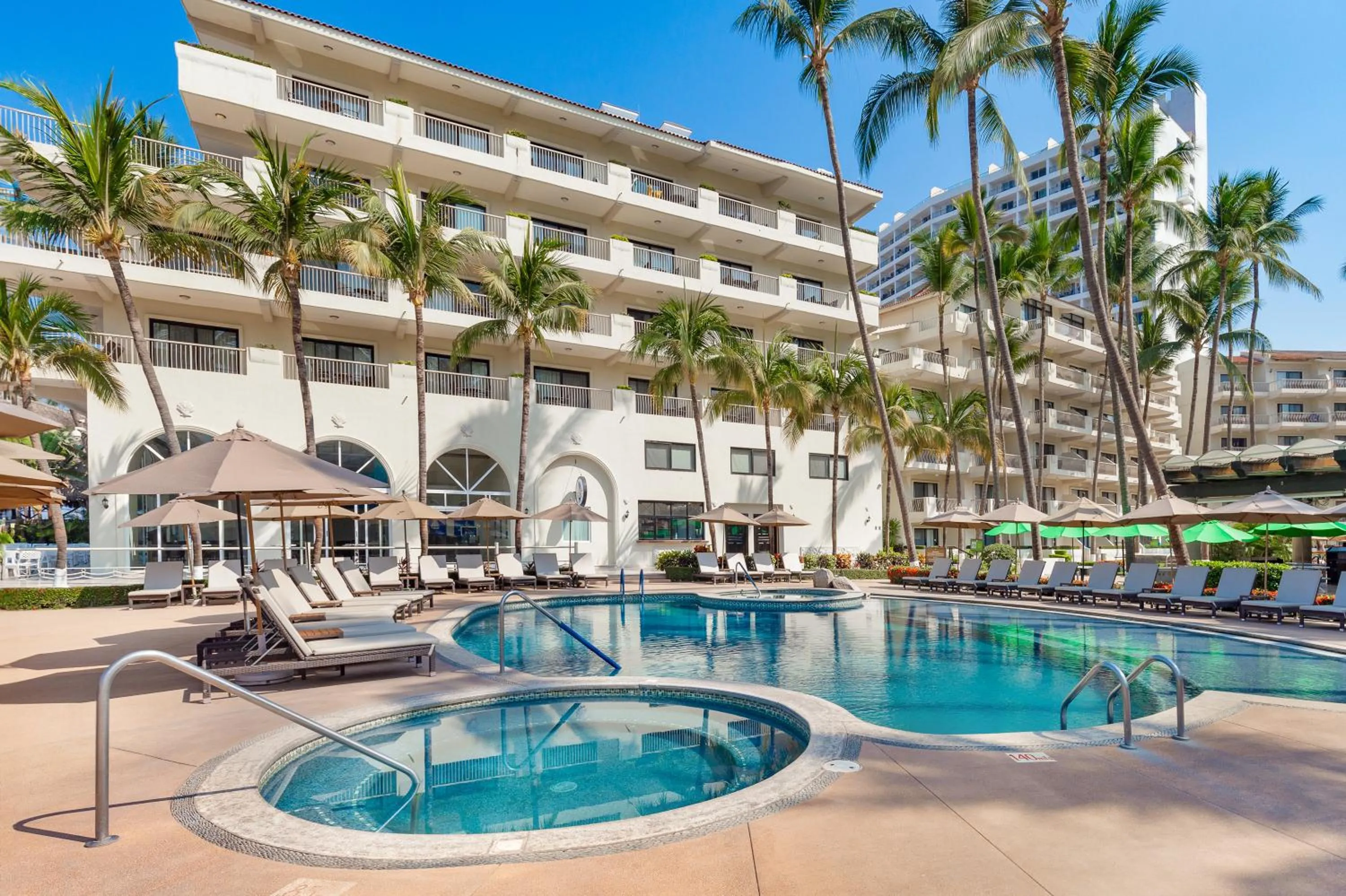 Swimming pool in Villa del Palmar Beach Resort & Spa Puerto Vallarta