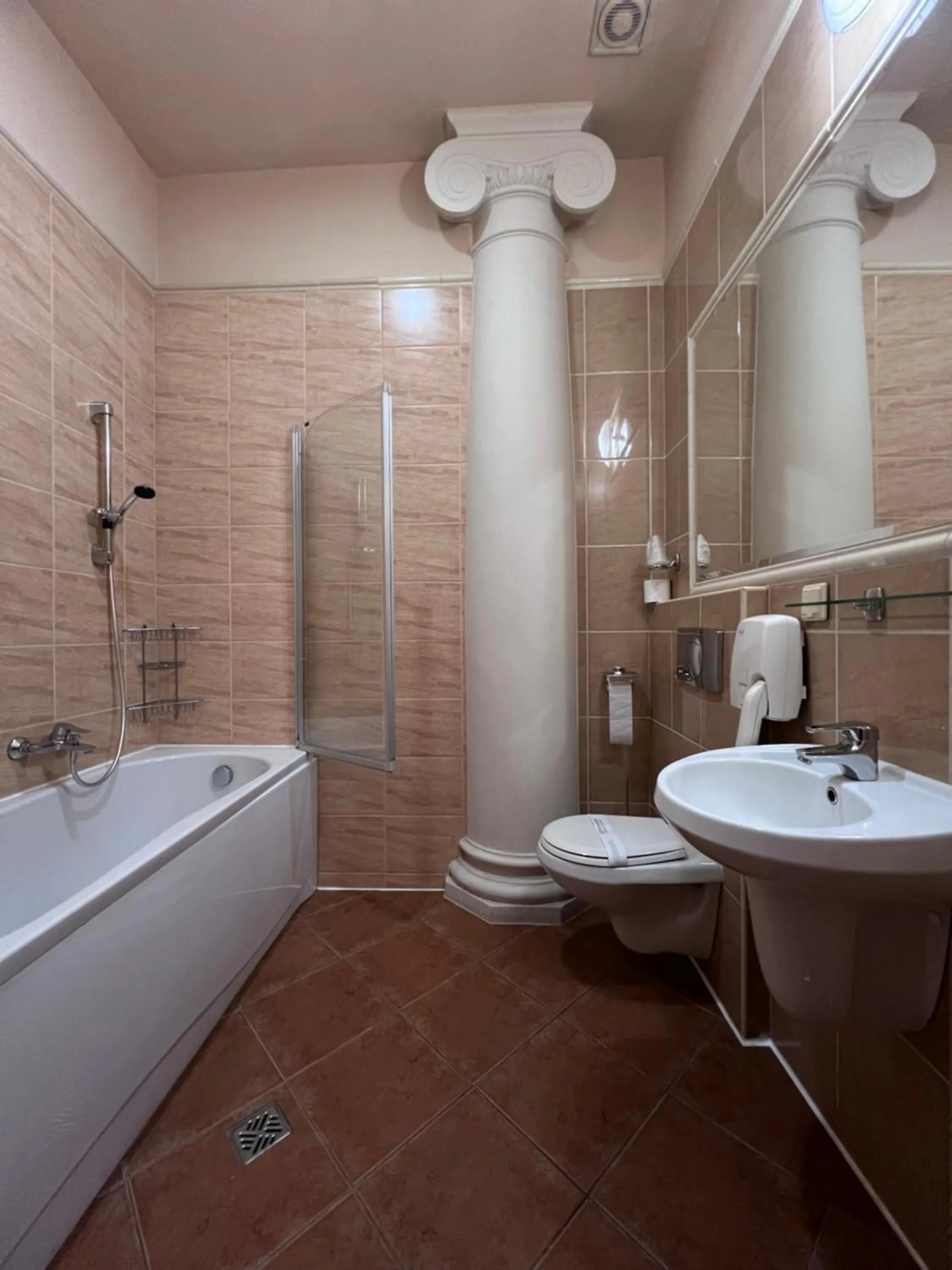 Bathroom in Hotel Alef