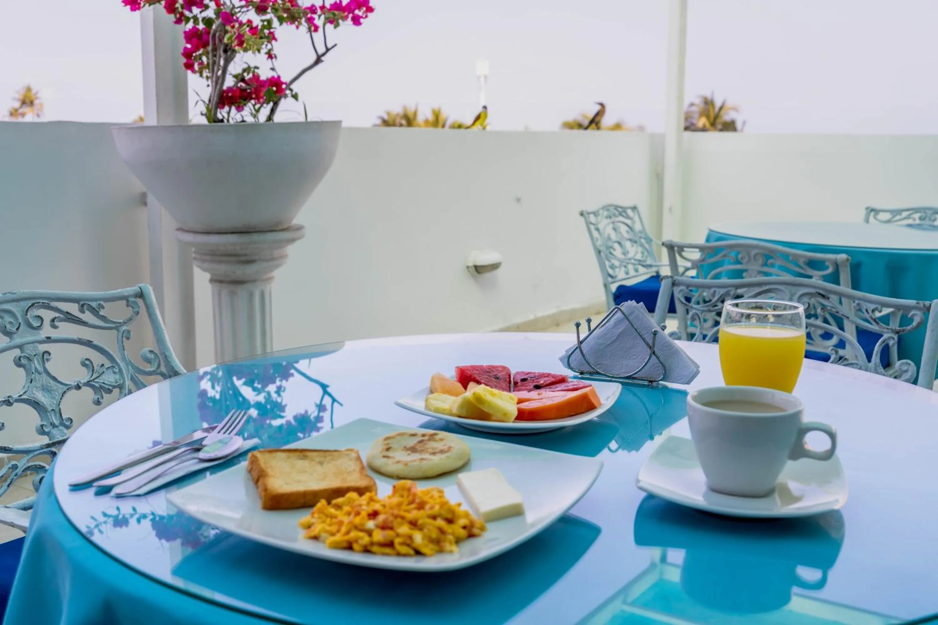 Breakfast in Hotel Coral Reef Cartagena