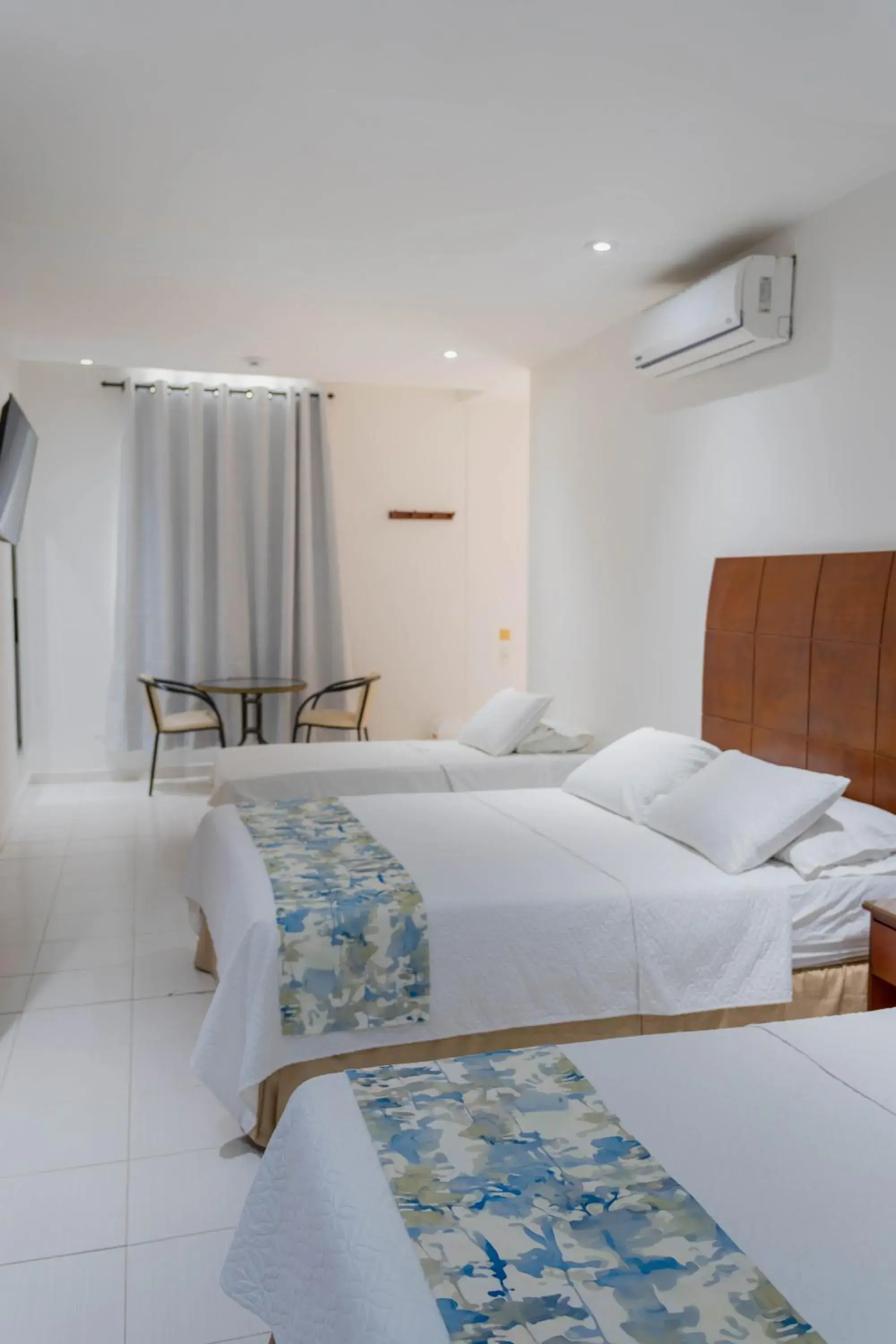 Bed in Hotel Coral Reef Cartagena Bed in Hotel Coral Reef Cartagena