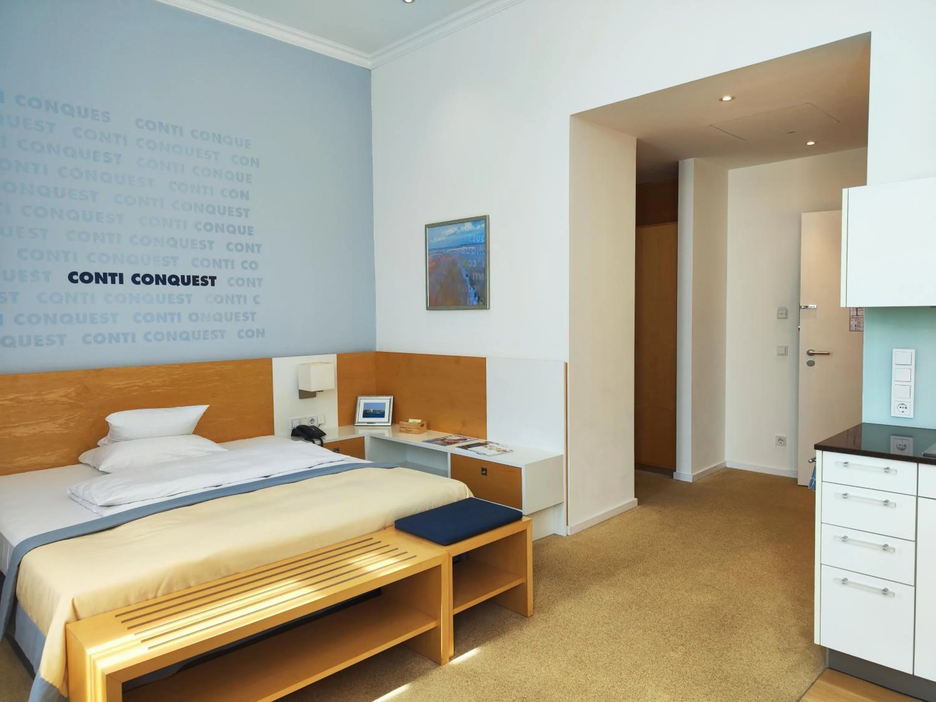 Kitchen or kitchenette, Bed in Hotel Navigare