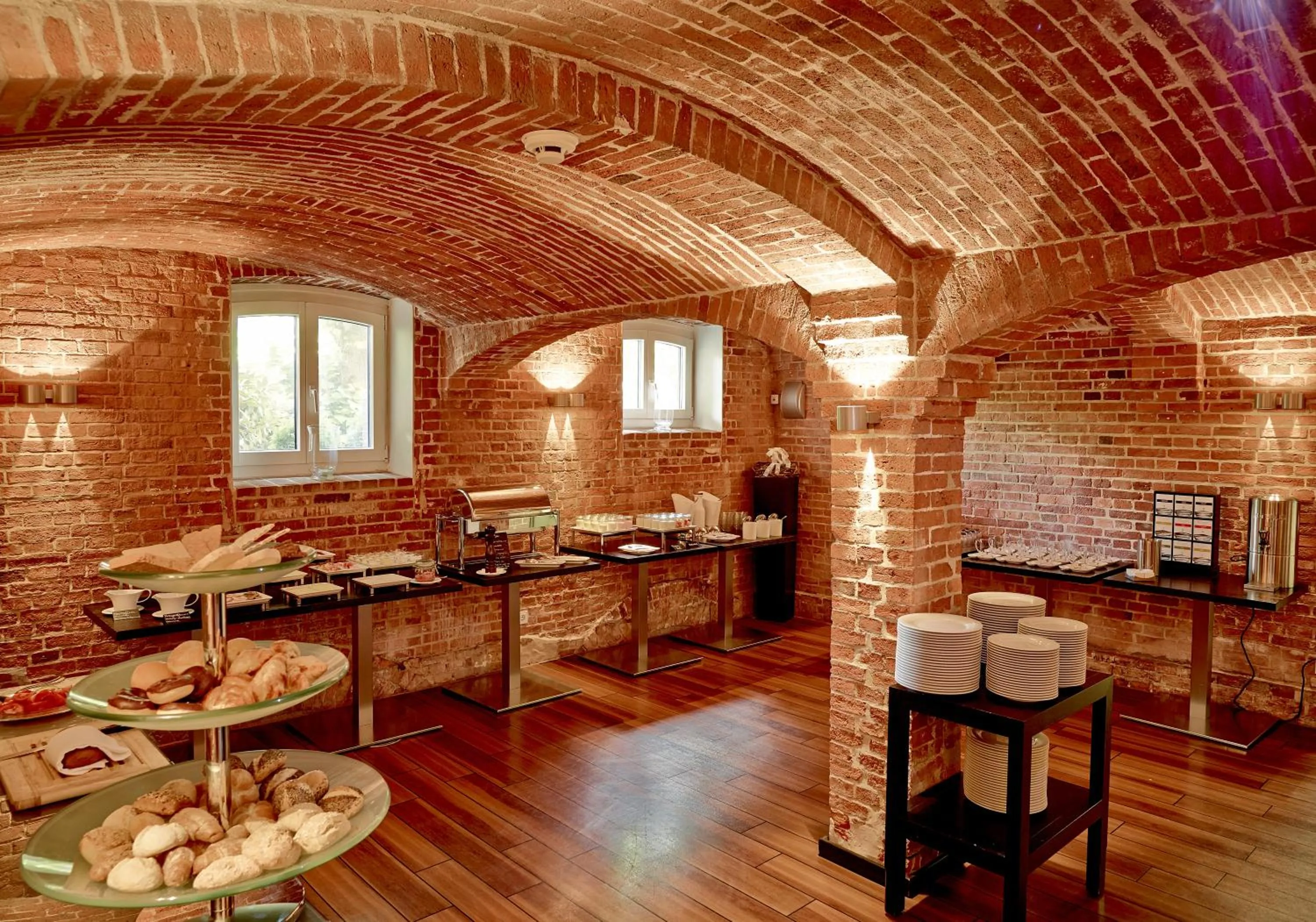 Buffet breakfast in Hotel Navigare