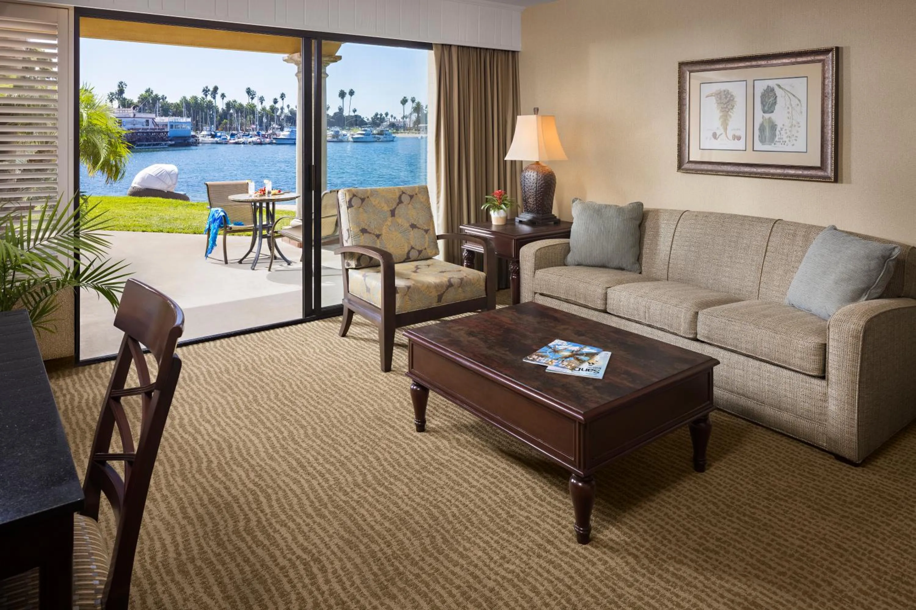 Living room in Bahia Resort Hotel