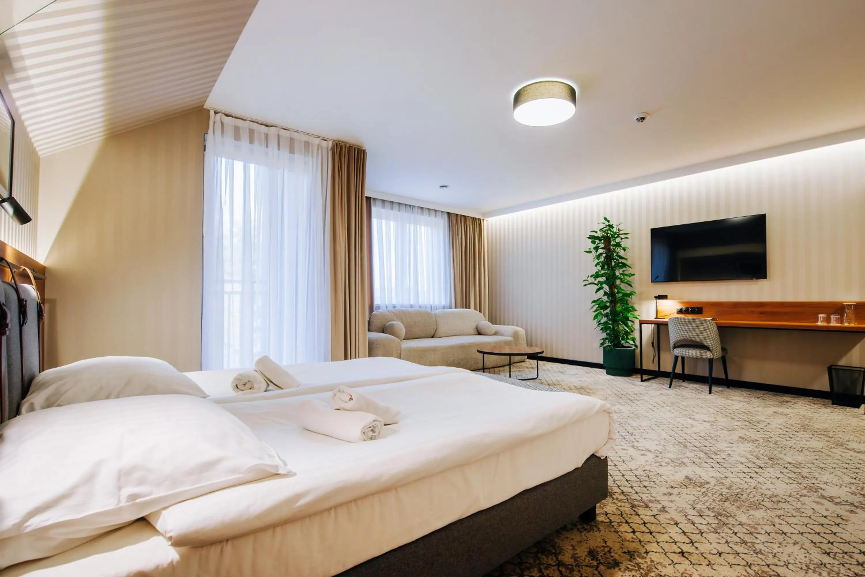 Bed in Hotel Cztery Pory Roku