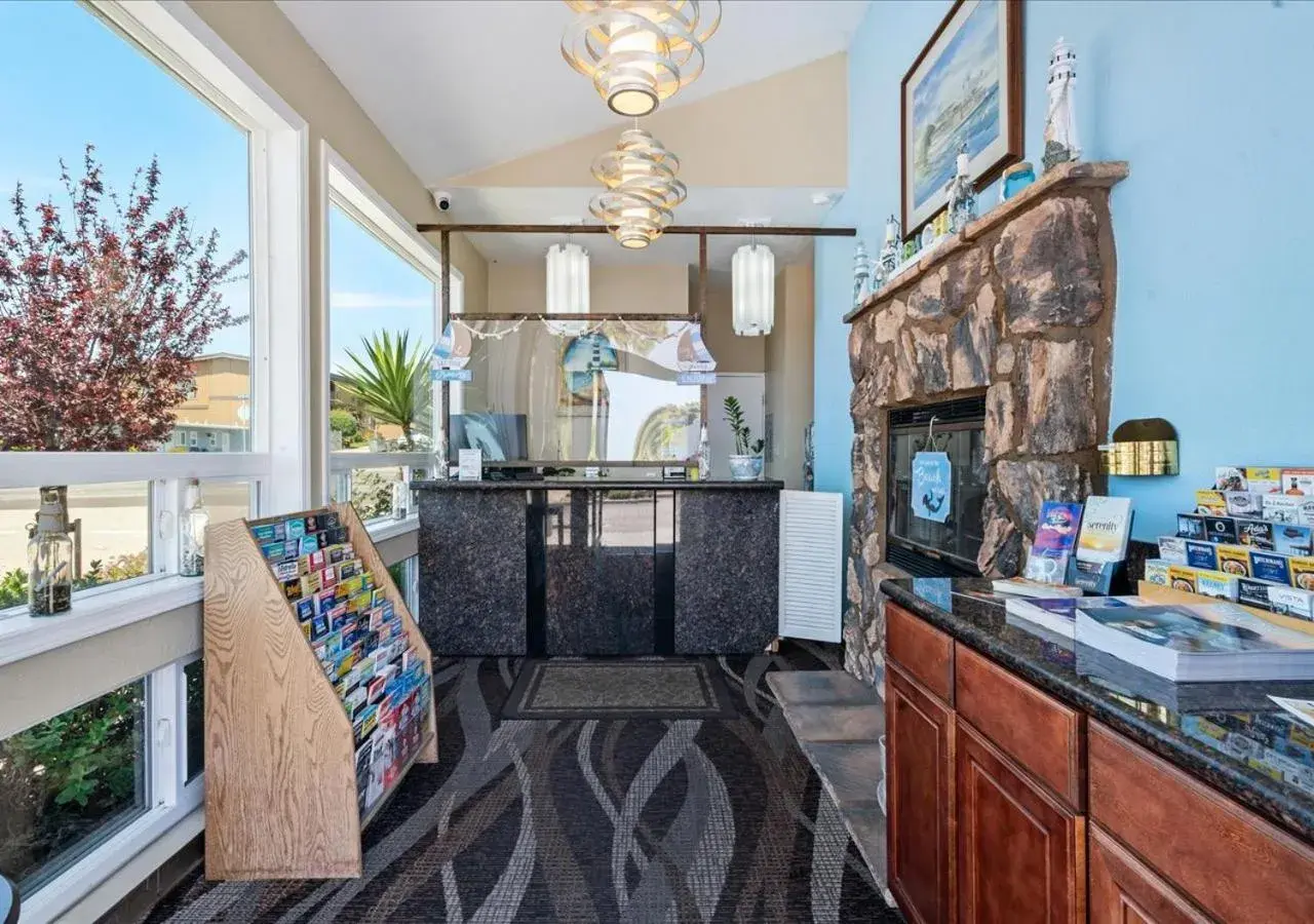 Lobby or reception in Pacific Shores Inn - Morro Bay Lobby or reception in Pacific Shores Inn - Morro Bay