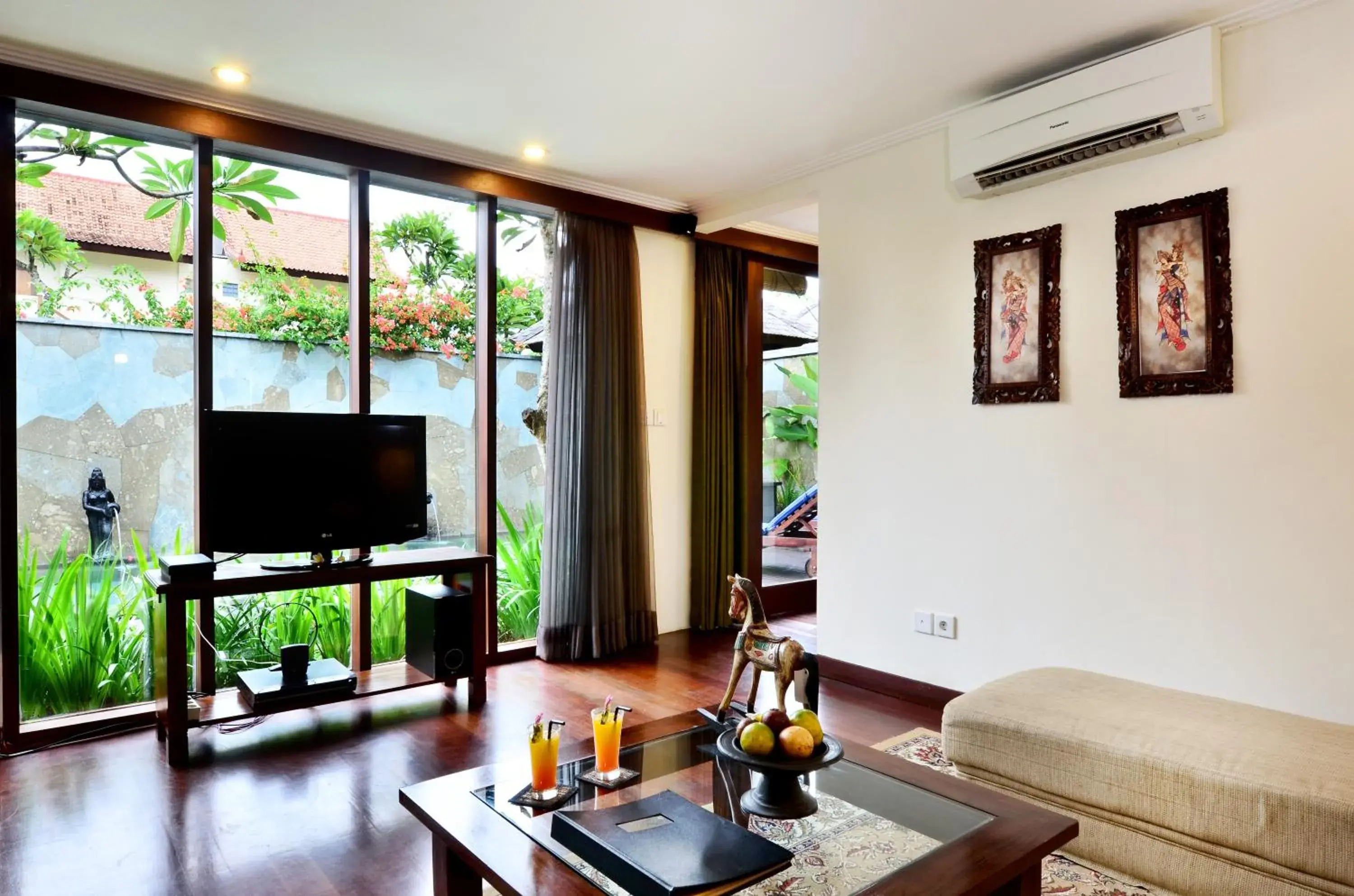 Living room in The Khayangan Dreams Villa, Seminyak Living room in The Khayangan Dreams Villa, Seminyak