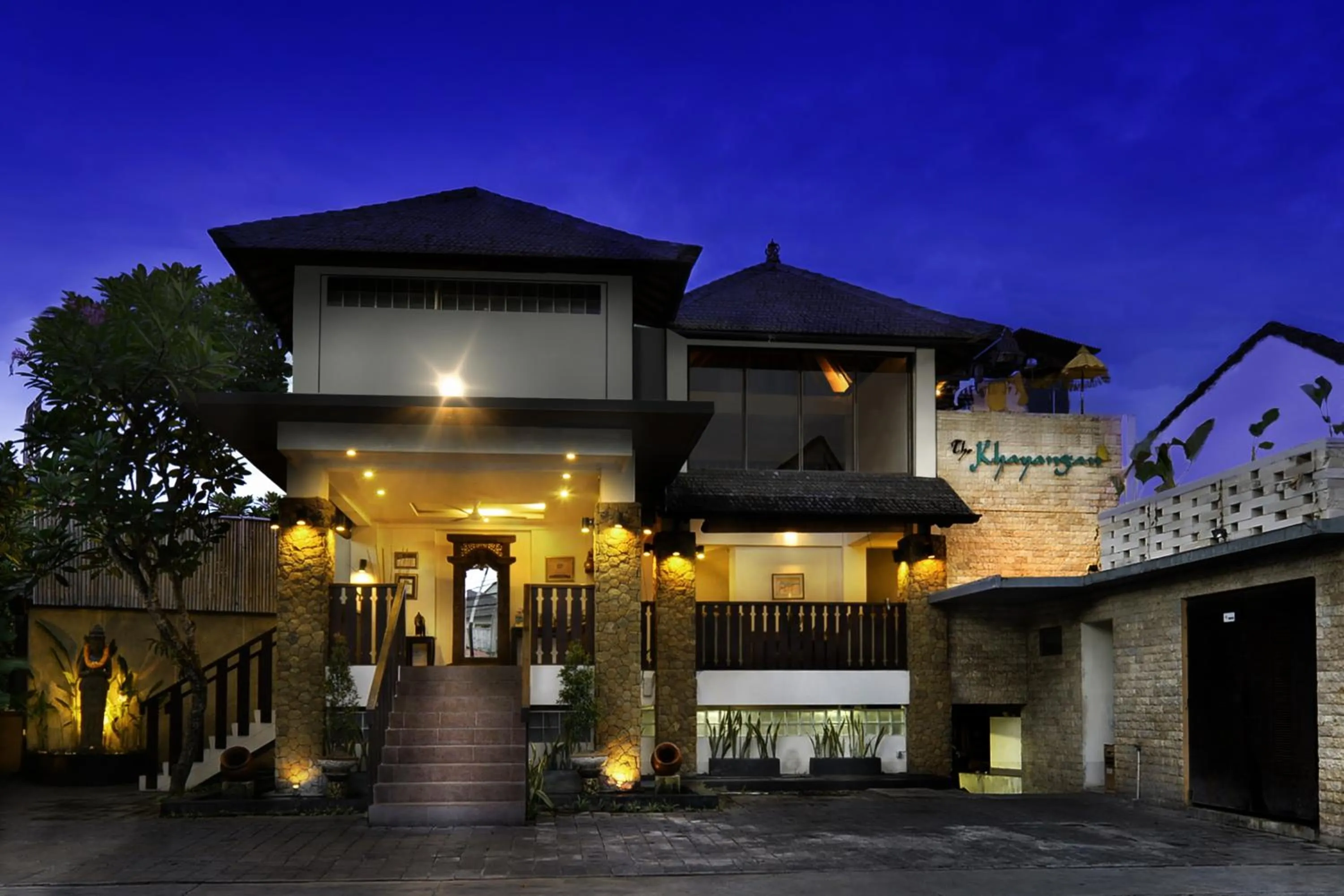 Facade/entrance in The Khayangan Dreams Villa, Seminyak