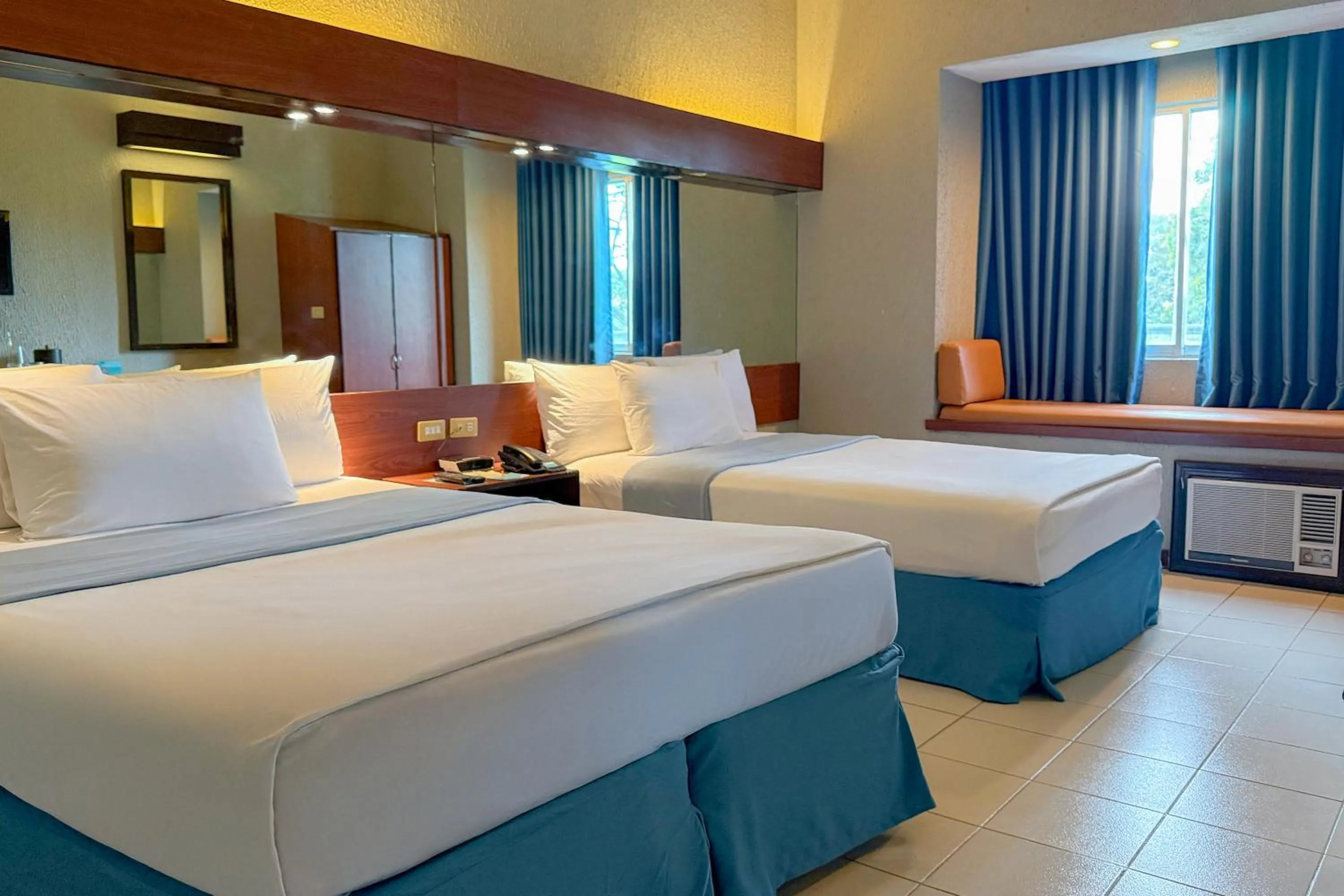 Bed in Microtel by Wyndham Eagle Ridge
