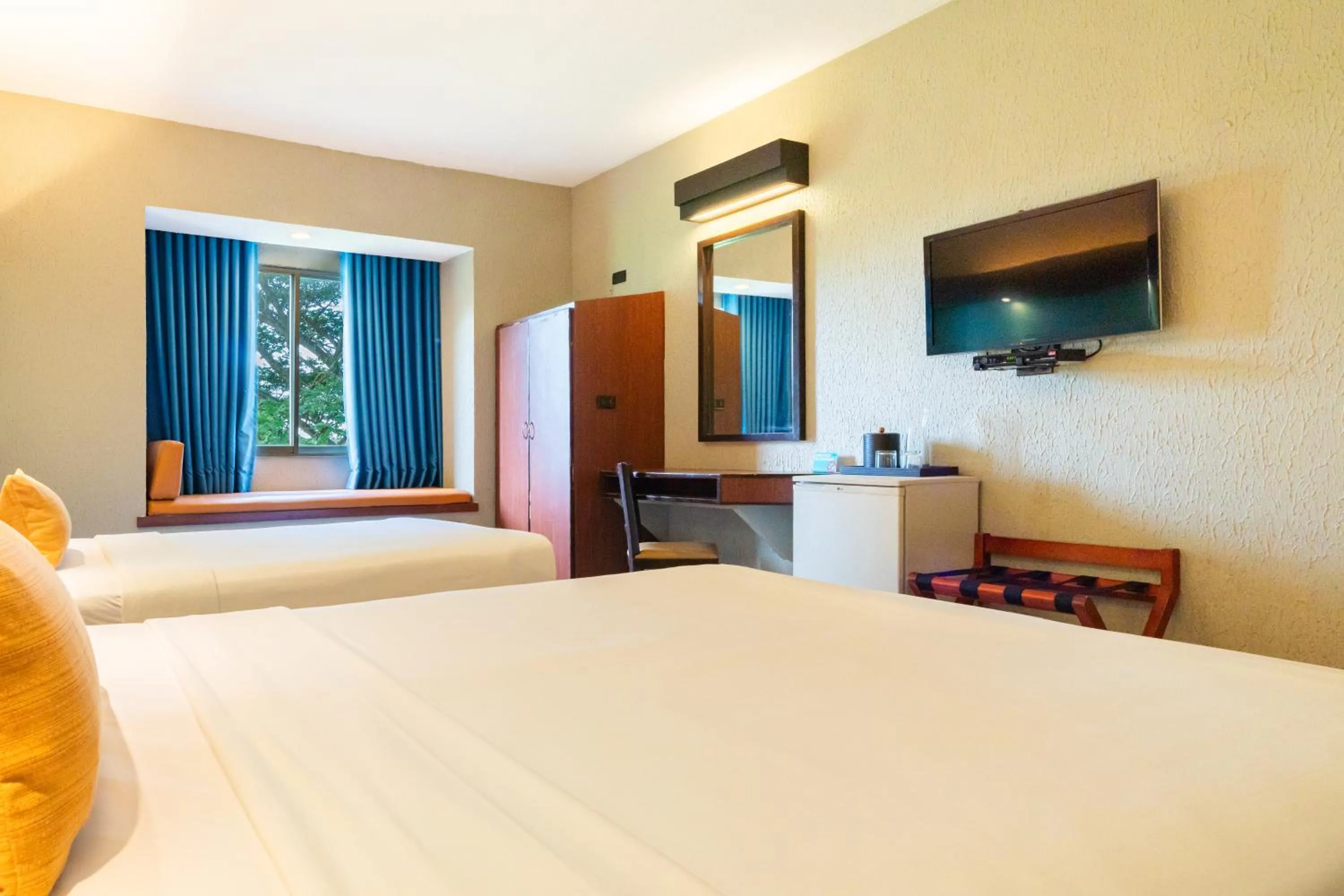 Bed in Microtel by Wyndham Eagle Ridge