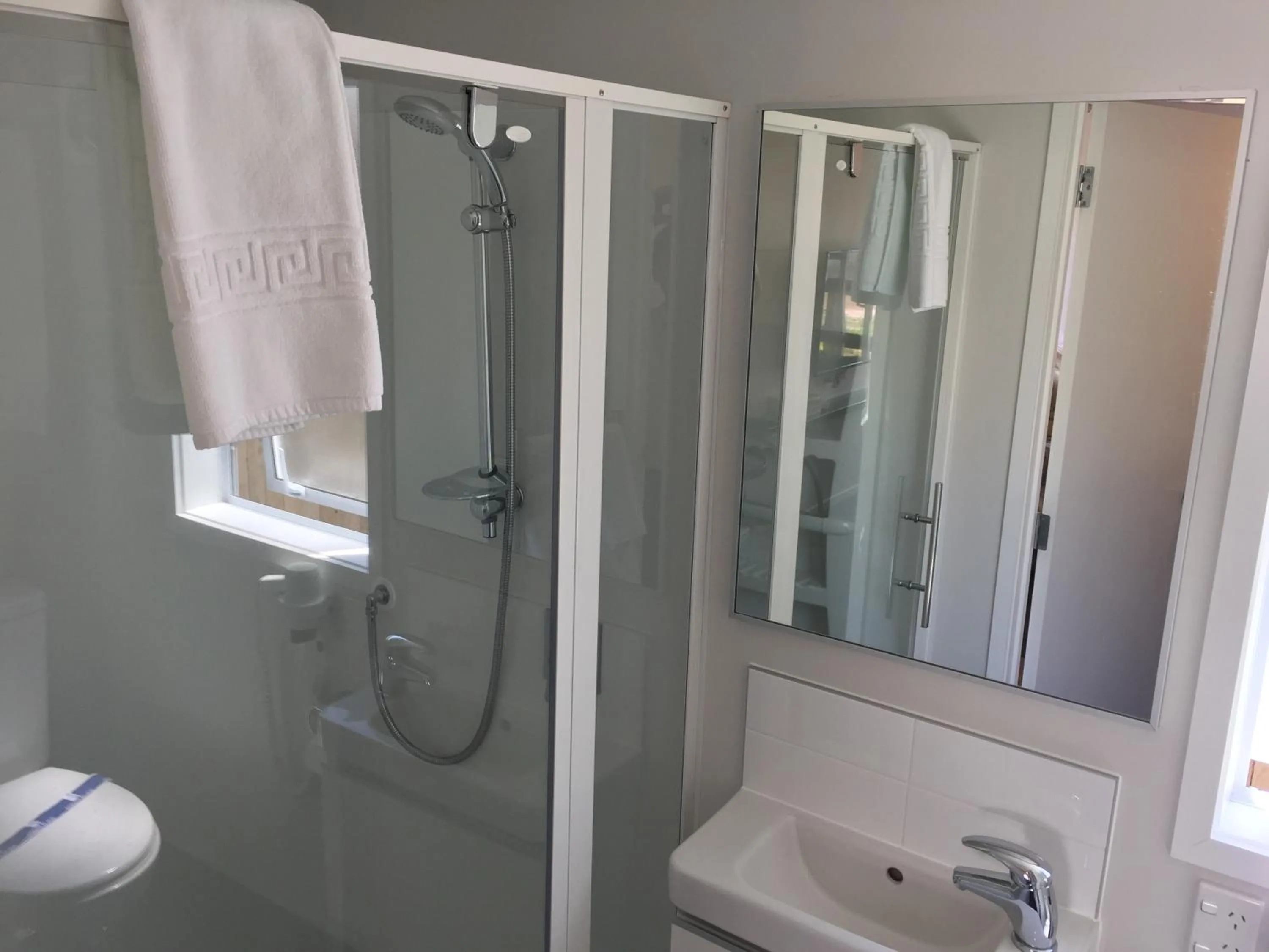 Bucklands Beach Waterfront Motel