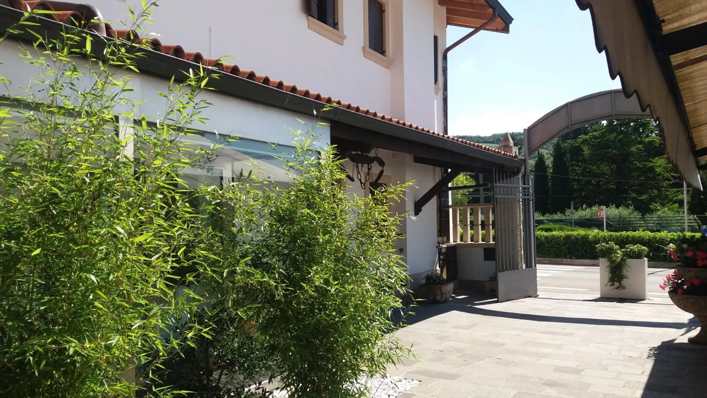 Property building in Albergo Grobberio