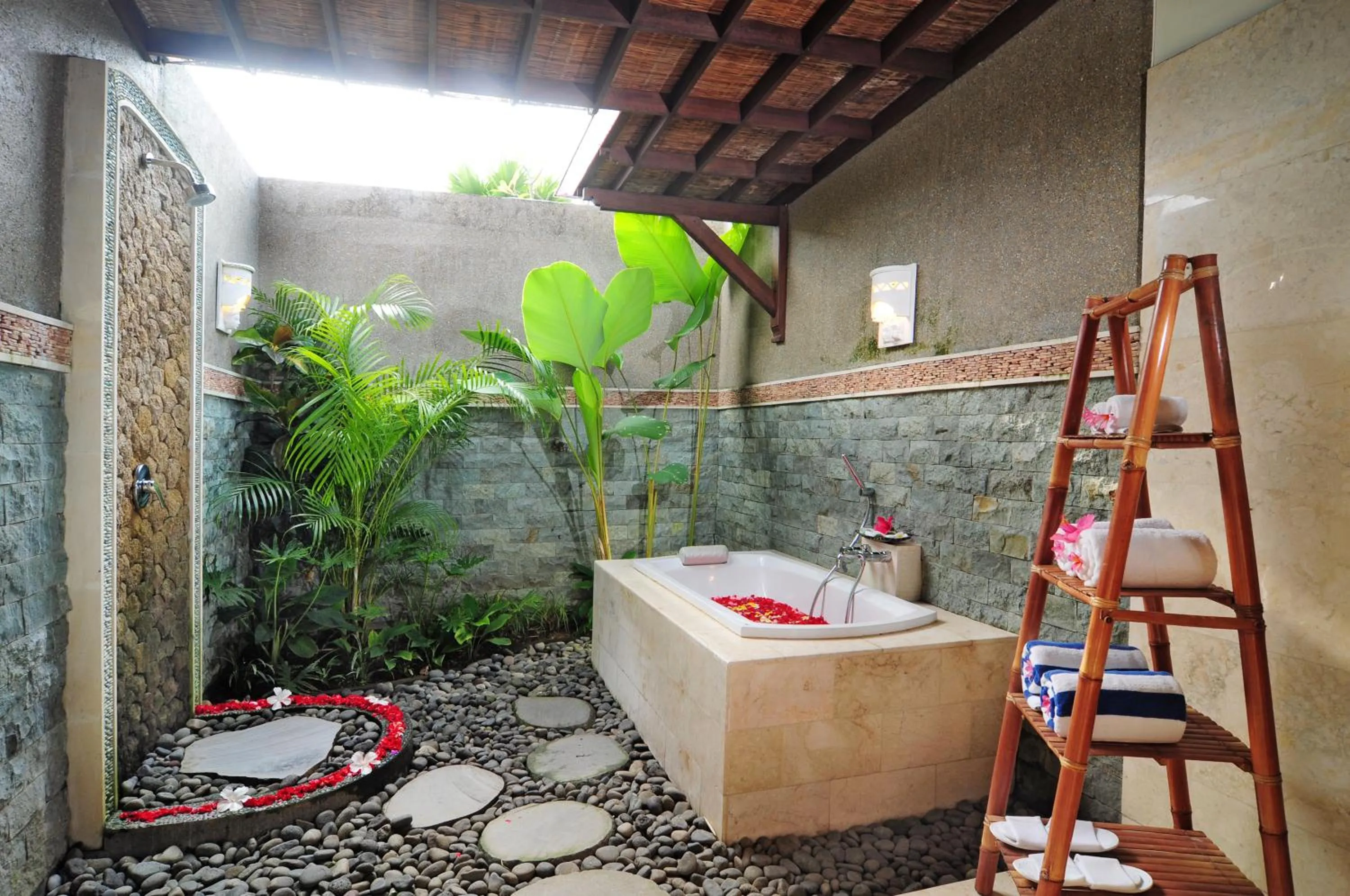 Bathroom in Bali Aroma Exclusive Villas
