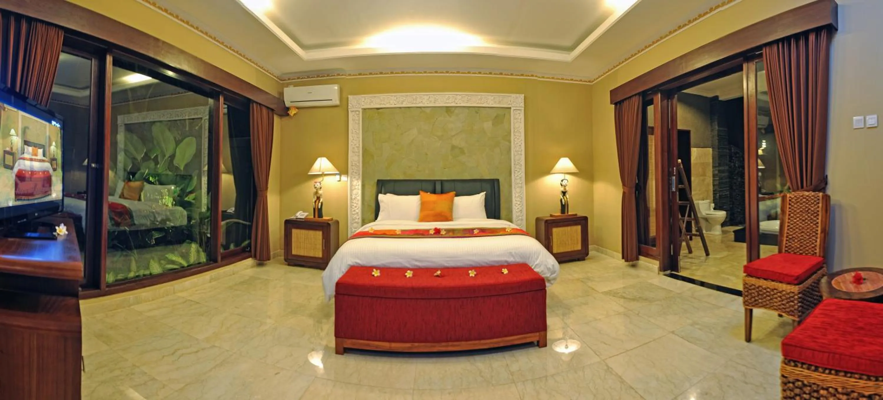 Photo of the whole room, Bed in Bali Aroma Exclusive Villas