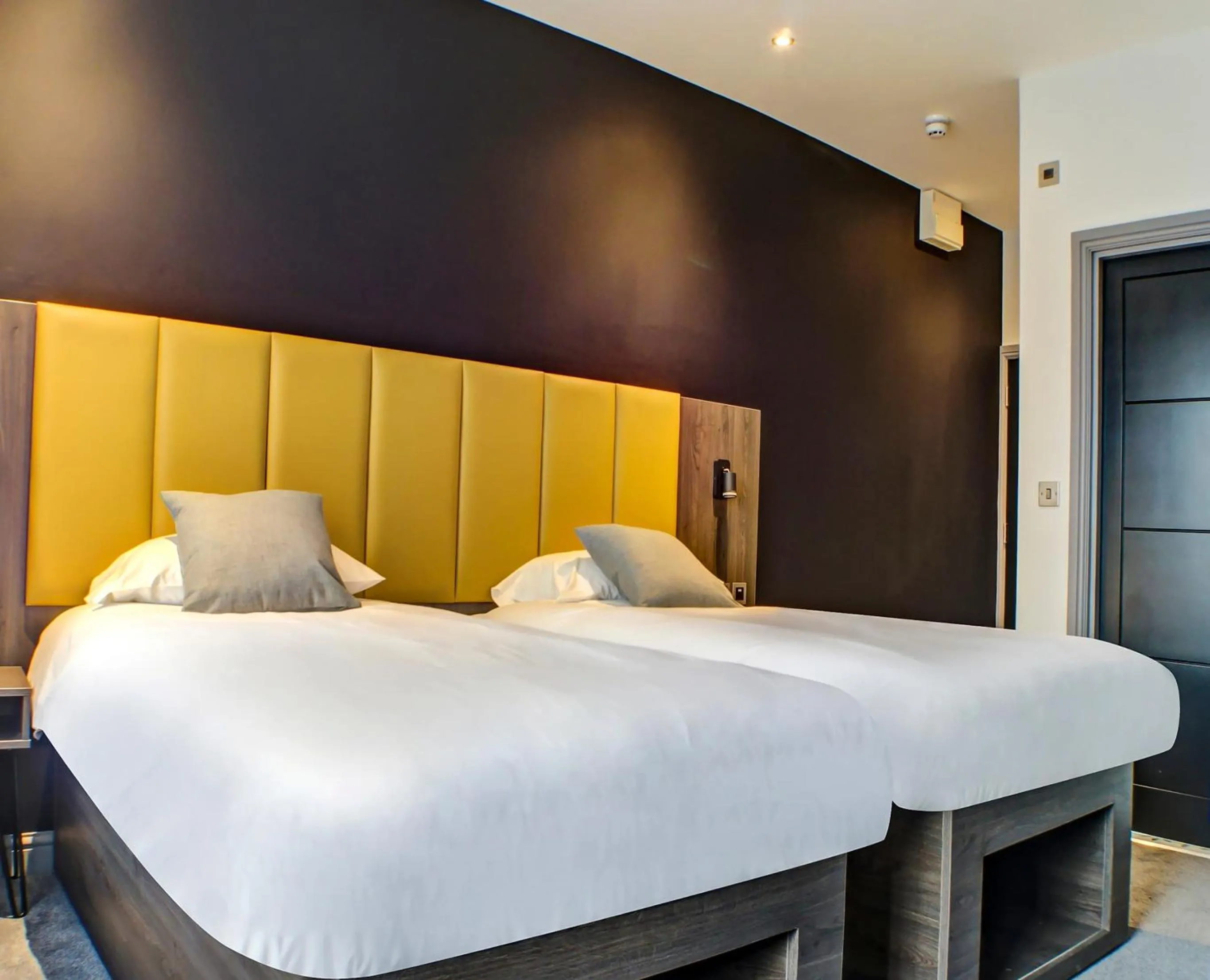 Bedroom, Bed in OYO Tamworth Arms Boutique Pub & Hotel